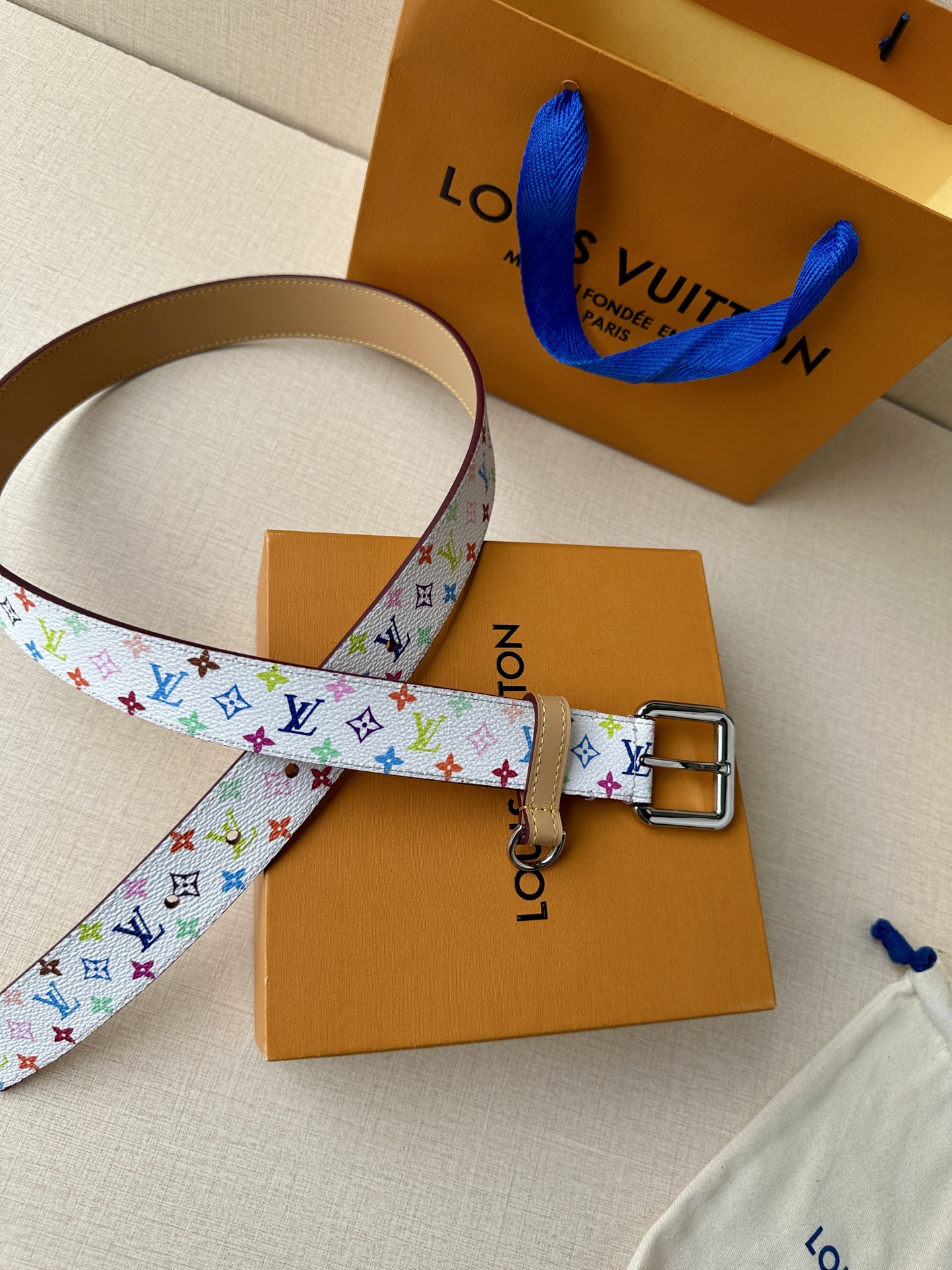 Louis Vuitton Female Leather Belt Top Grain Leather M-l