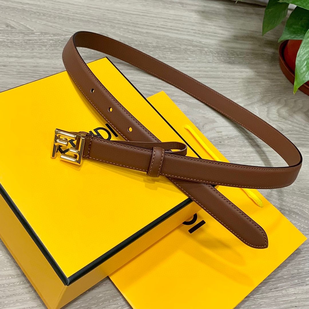 Fendi Female Basic Belt Cow Leather 20mm