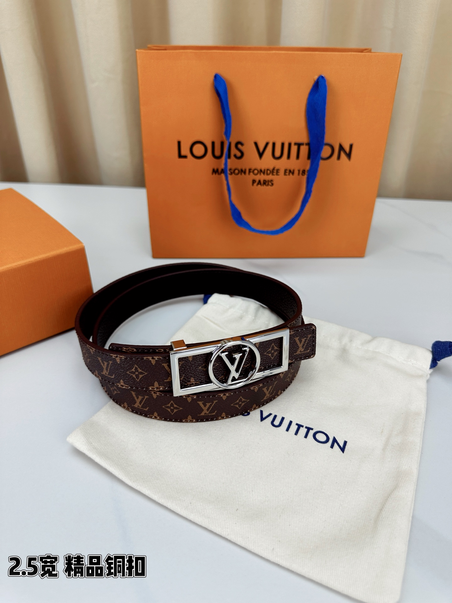 Louis Vuitton Female Leather Belt S-l