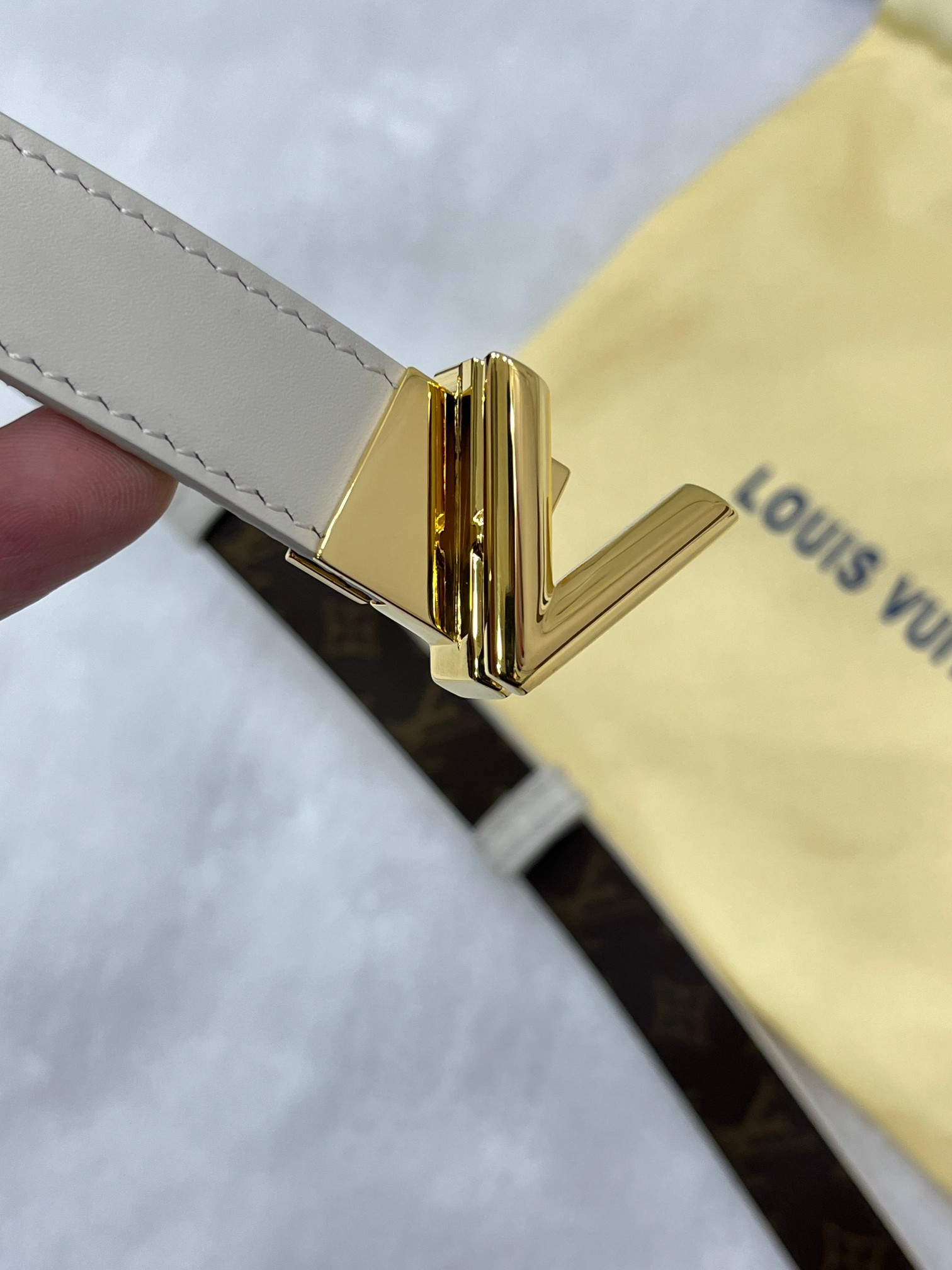 Louis Vuitton Female Basic Belt Adjustable M-l