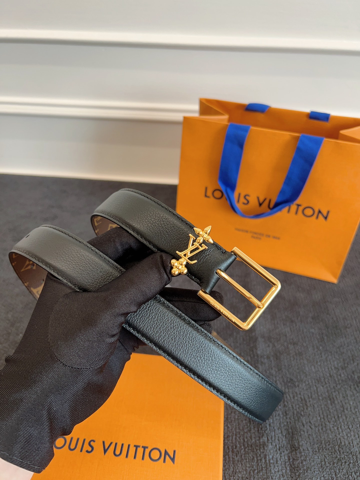 Louis Vuitton Female Basic Belt M-l