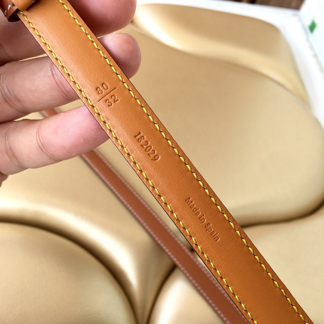 Loewe Female Leather Belt M