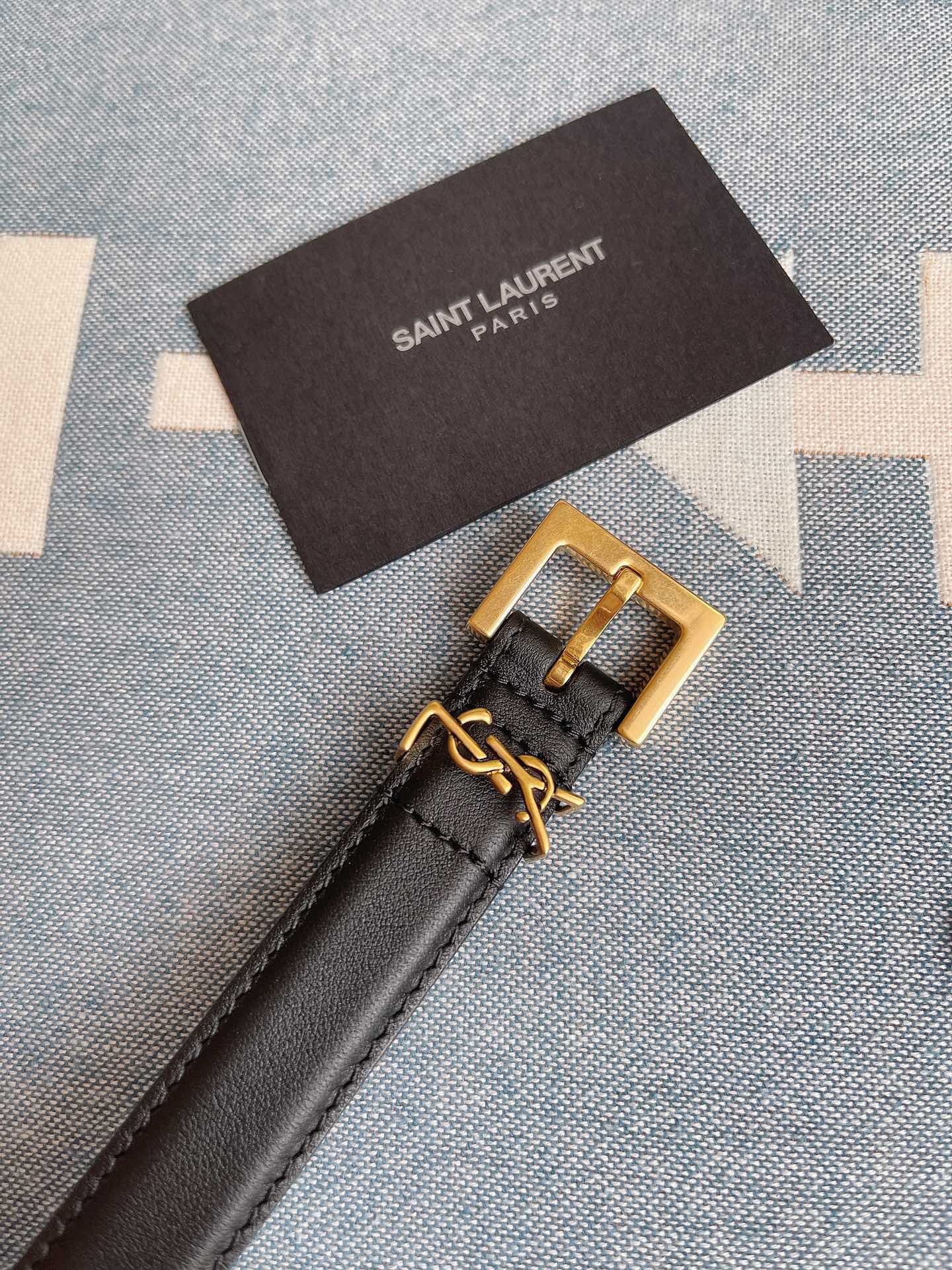 Saint Laurent Female Basic Belt Cow Leather M