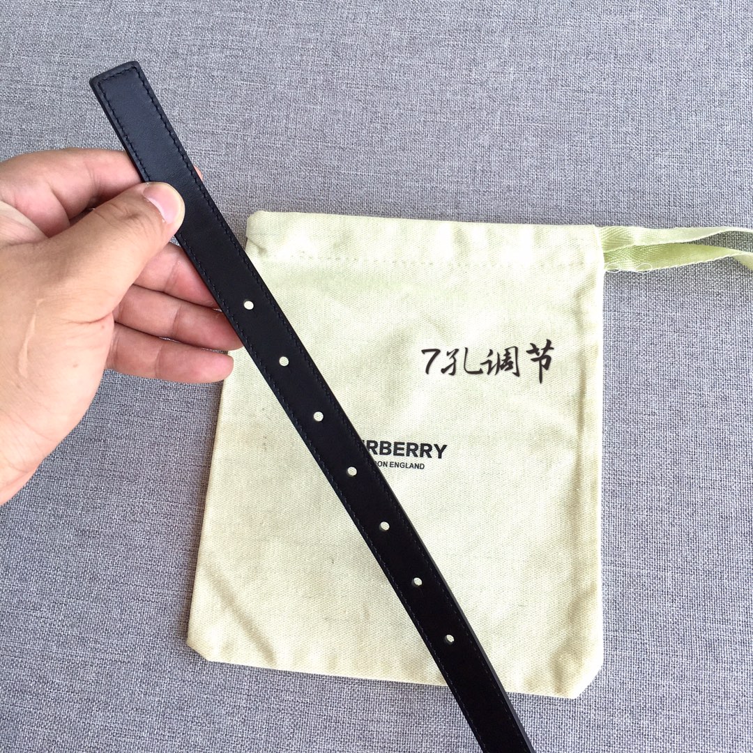 Burberry Female Basic Belt M