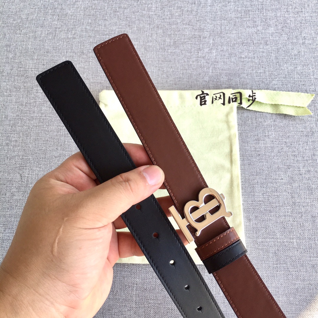 Burberry Female Basic Belt M