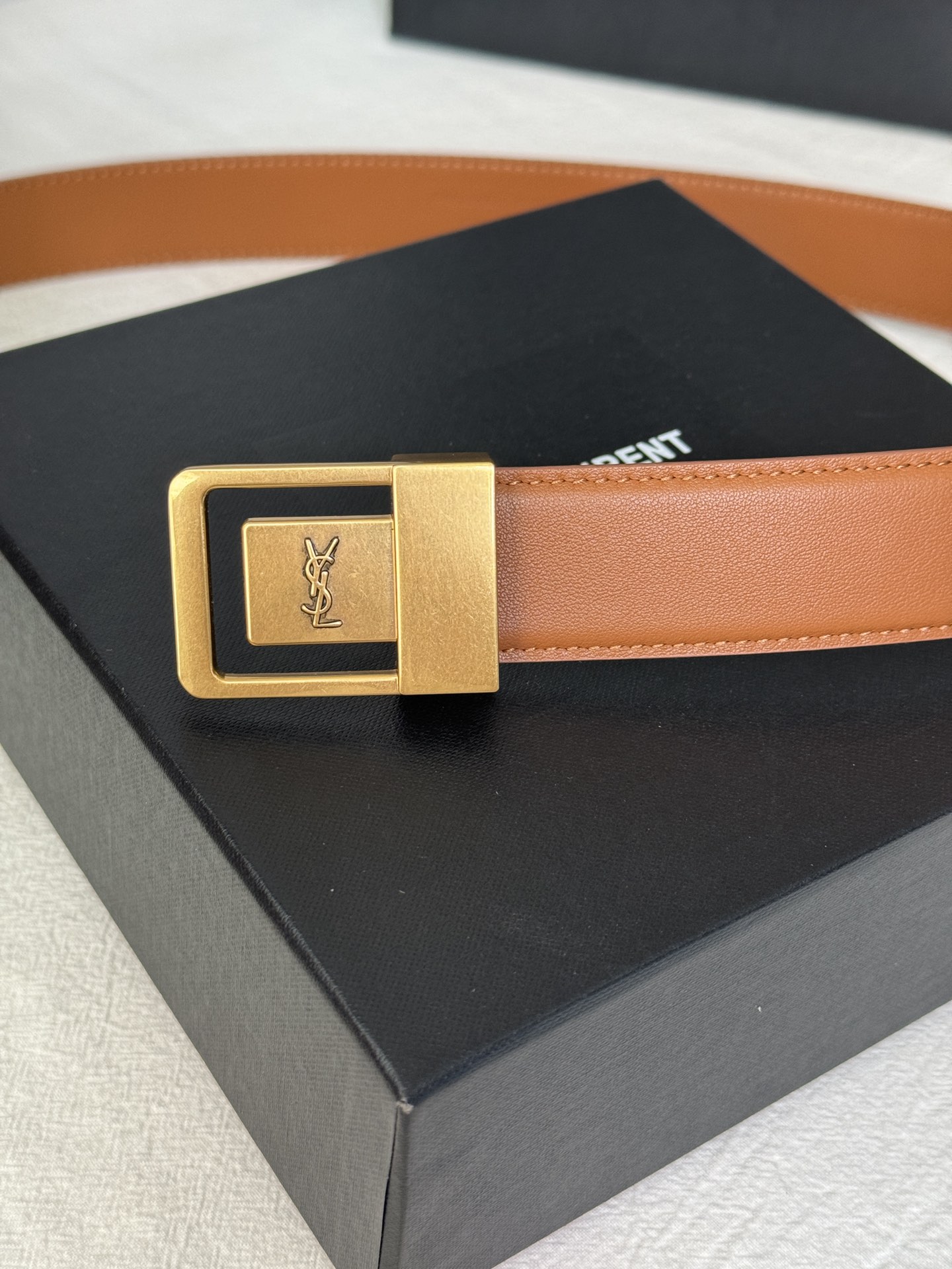 Saint Laurent Female Basic Belt Cow Leather Adjustable S-m-l