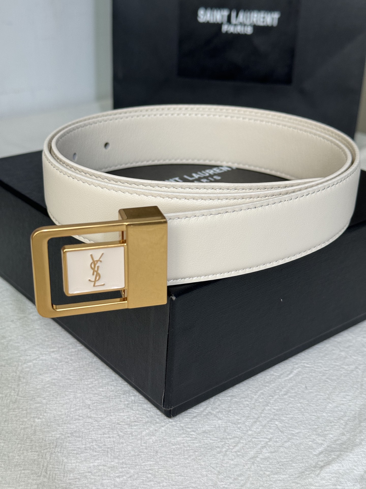 Saint Laurent Female Basic Belt Cow Leather Adjustable S-m-l