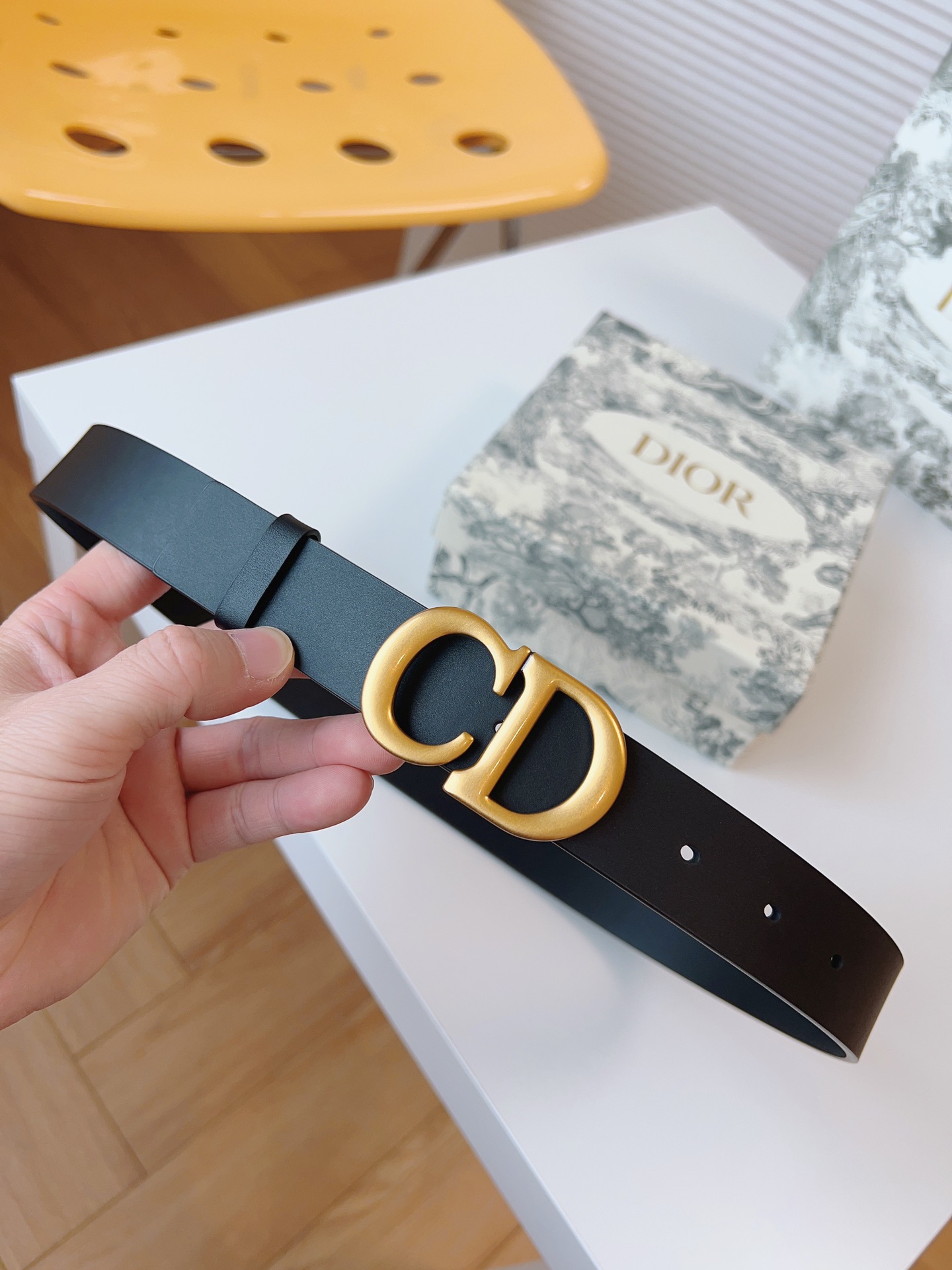 Dior Female Leather Belt Cow Leather Gold M