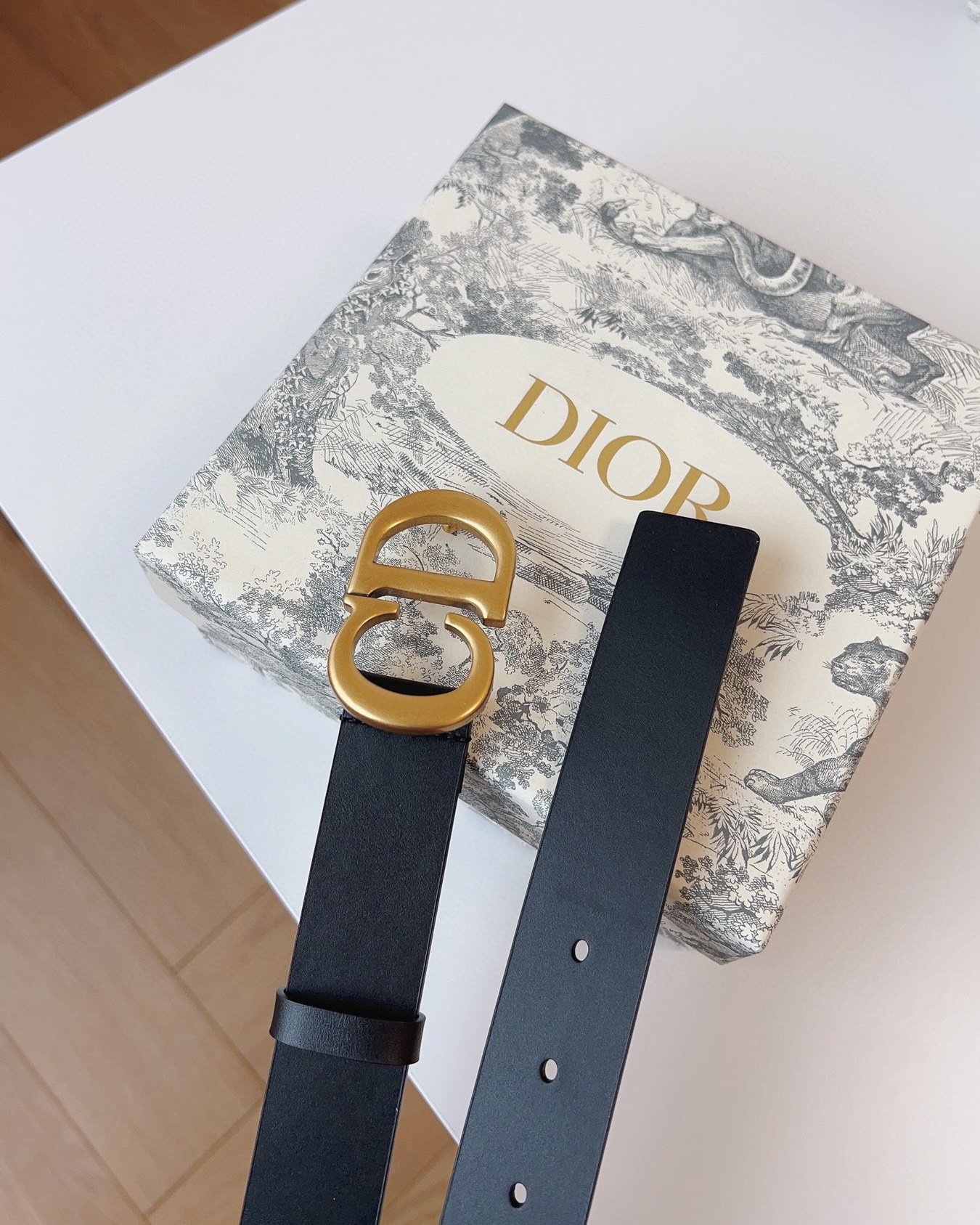 Dior Female Leather Belt Gold M