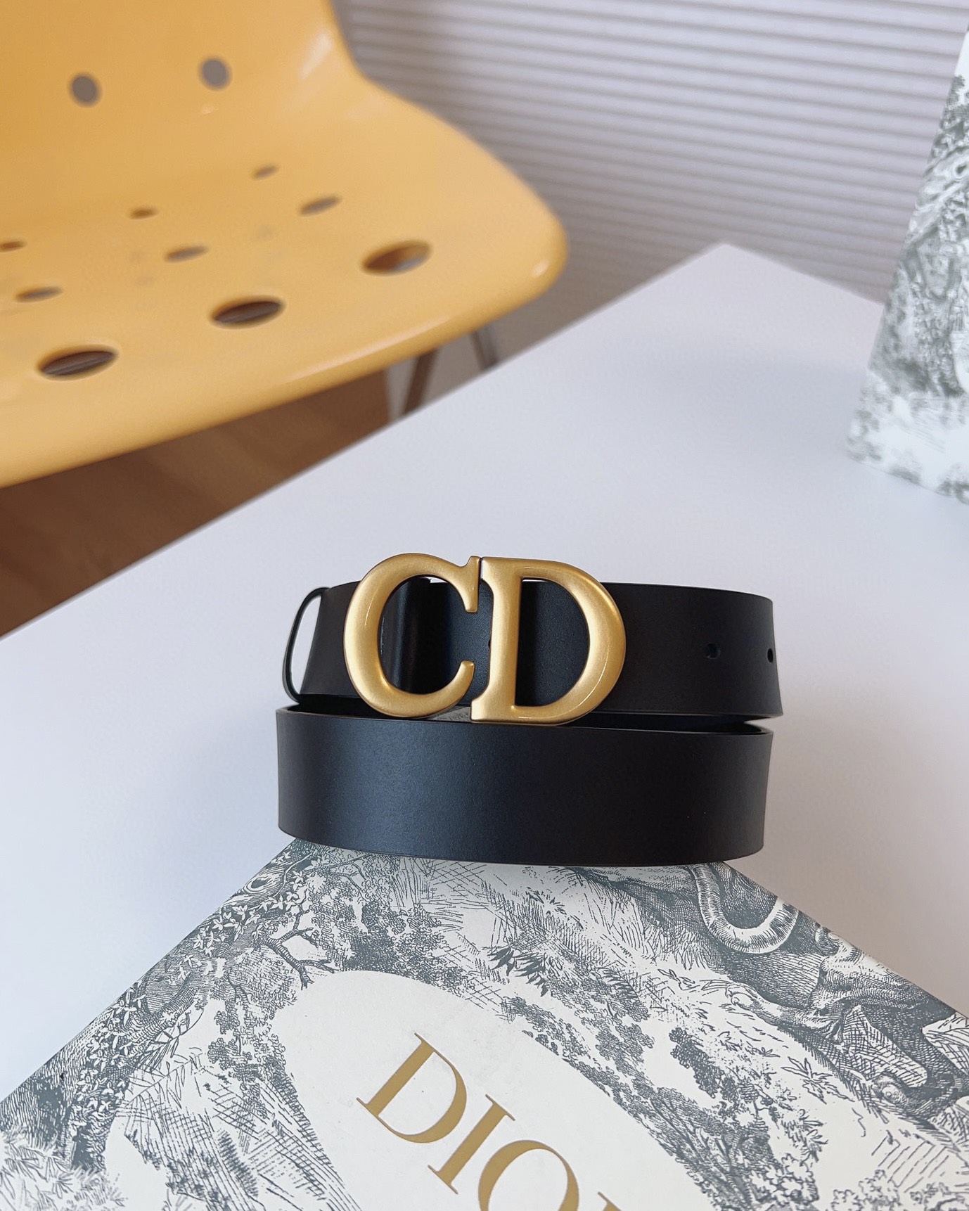 Dior Female Leather Belt Gold M