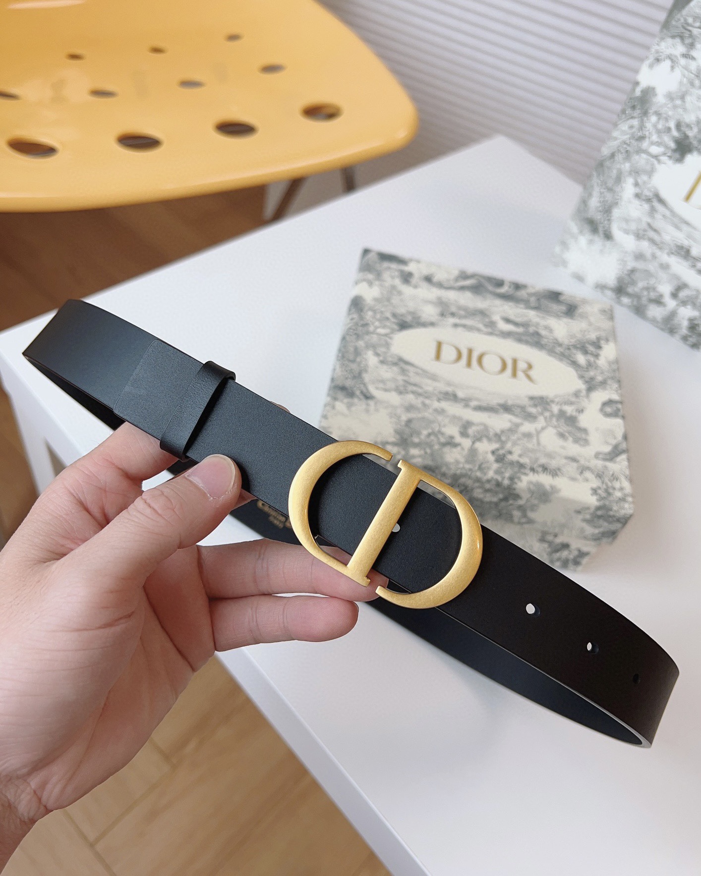 Dior Female Leather Belt Gold M