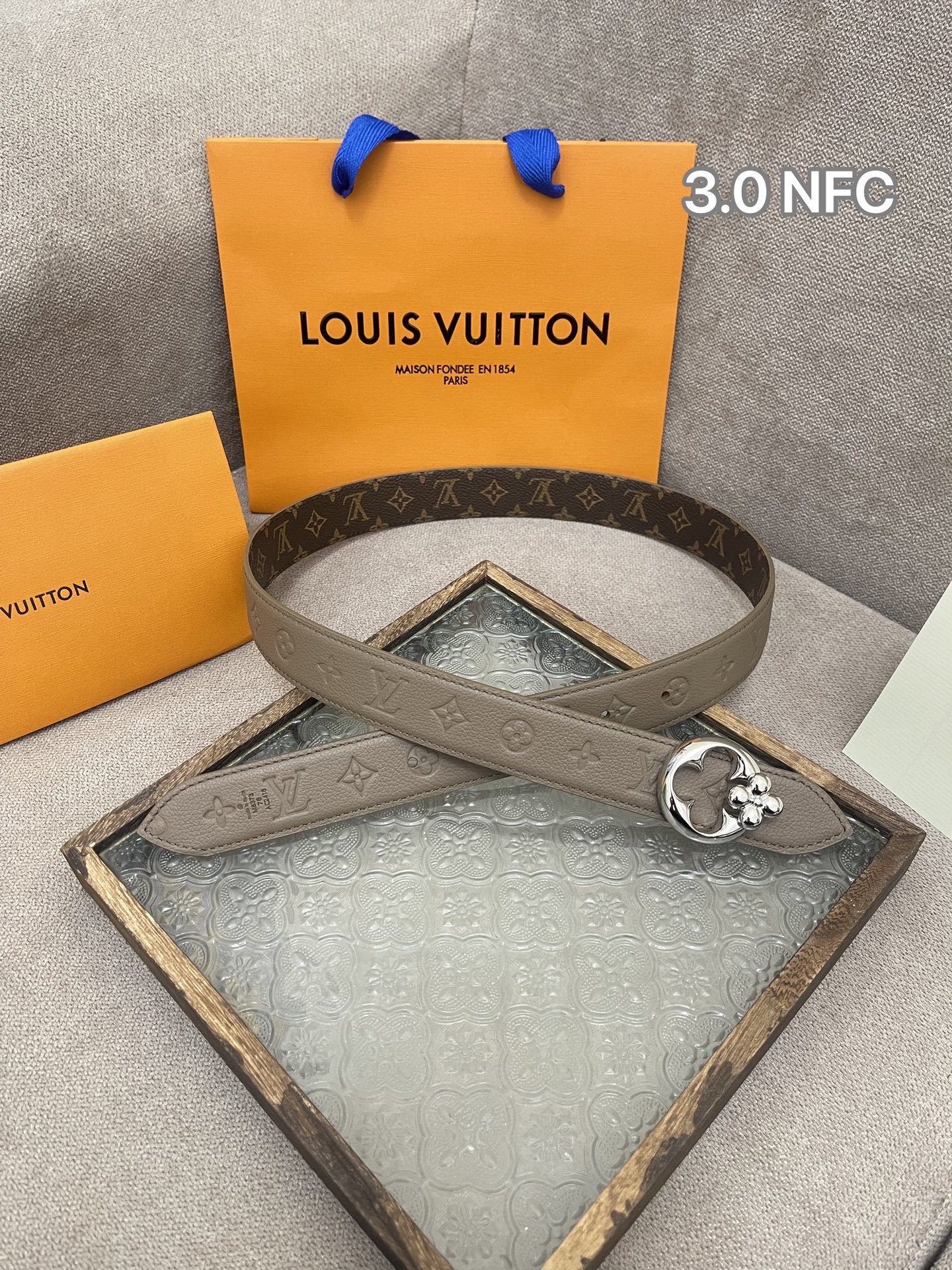 Louis Vuitton Female Basic Belt Cow Leather M-l