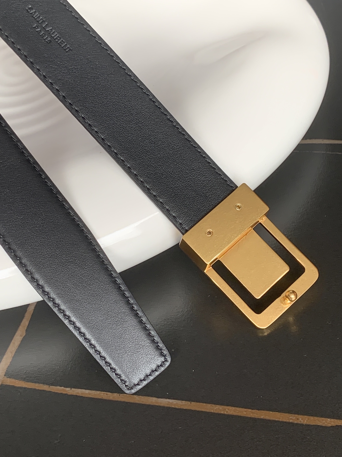 Saint Laurent Female Leather Belt S-m-l