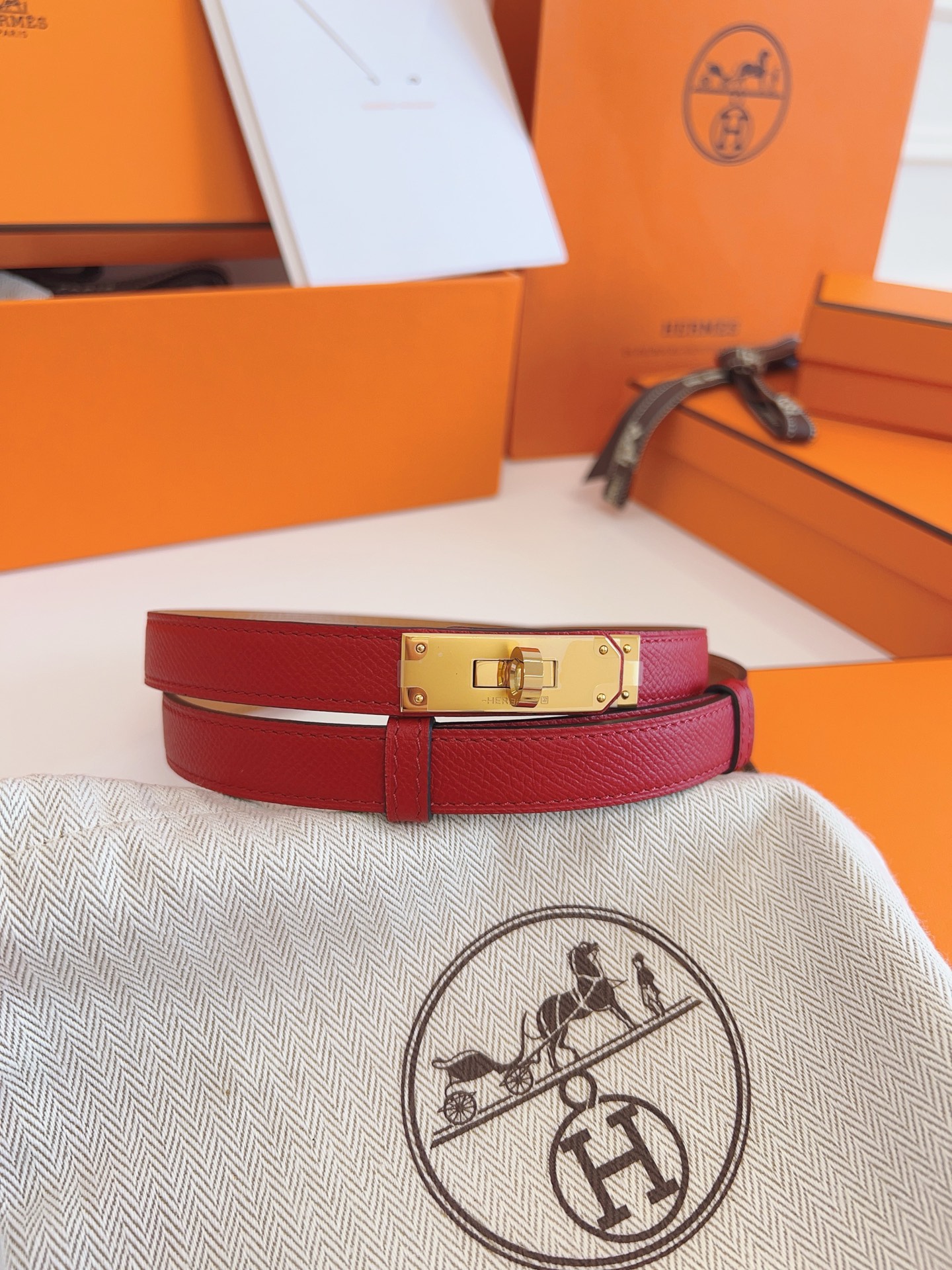 Female Basic Belt M