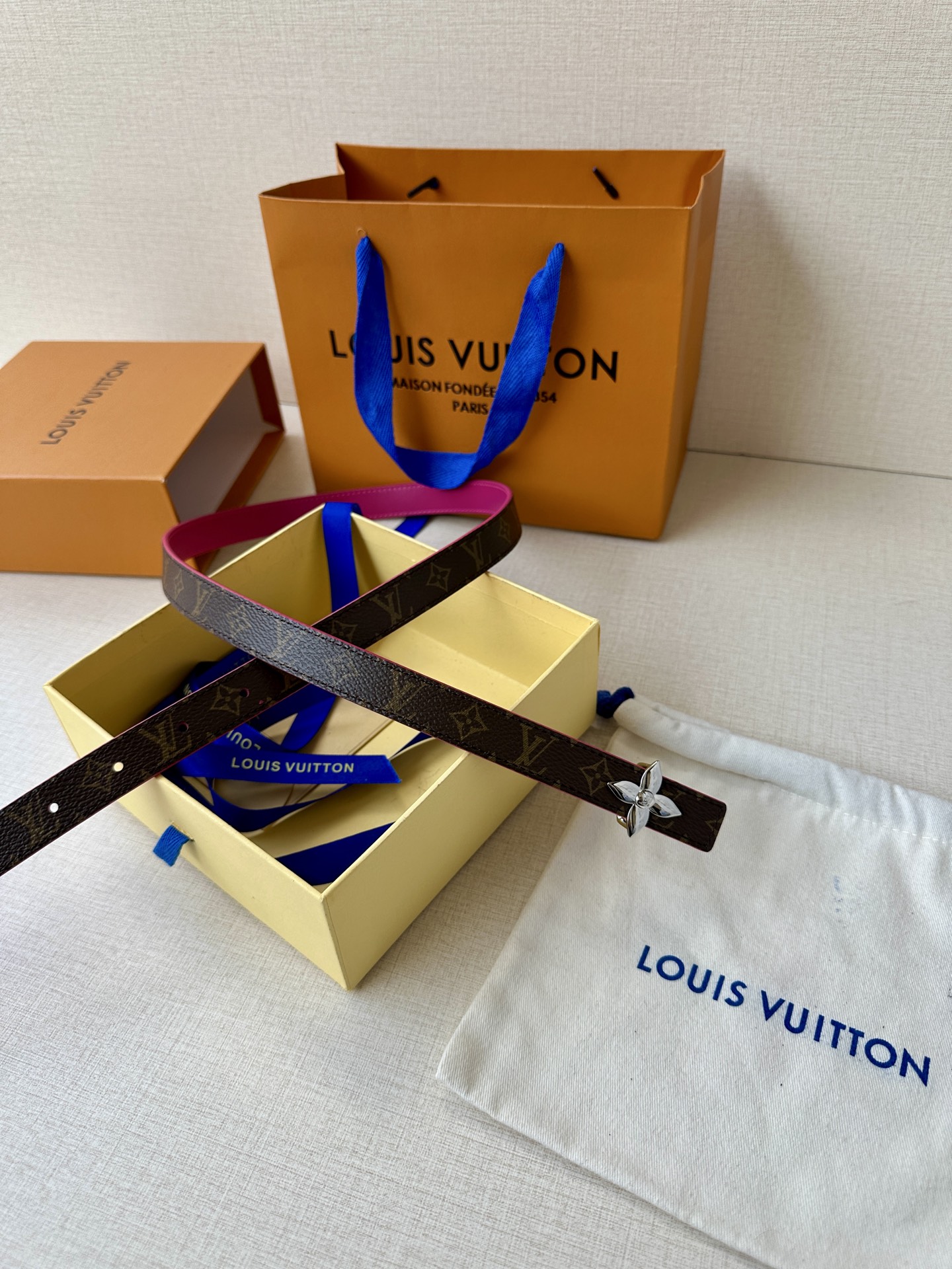Louis Vuitton Female Basic Belt Cow Leather S-m-l