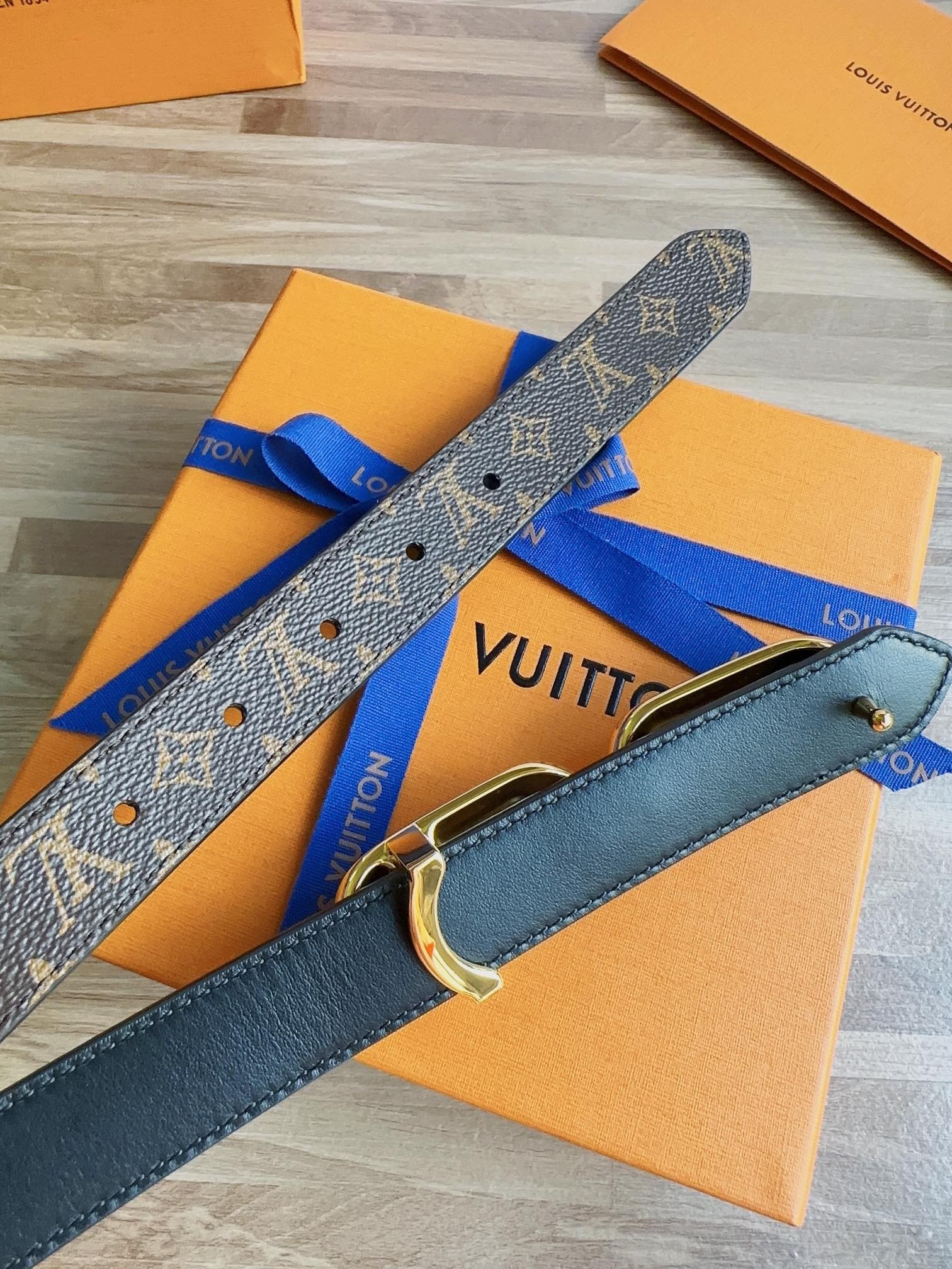 Louis Vuitton Female Basic Belt Cow Leather S-m-l