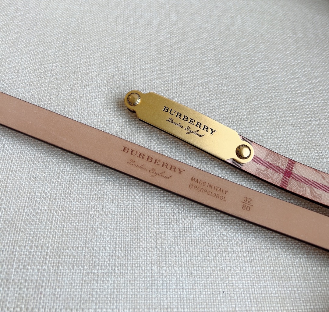 Burberry Female Basic Belt Cow Leather Narrow Width M