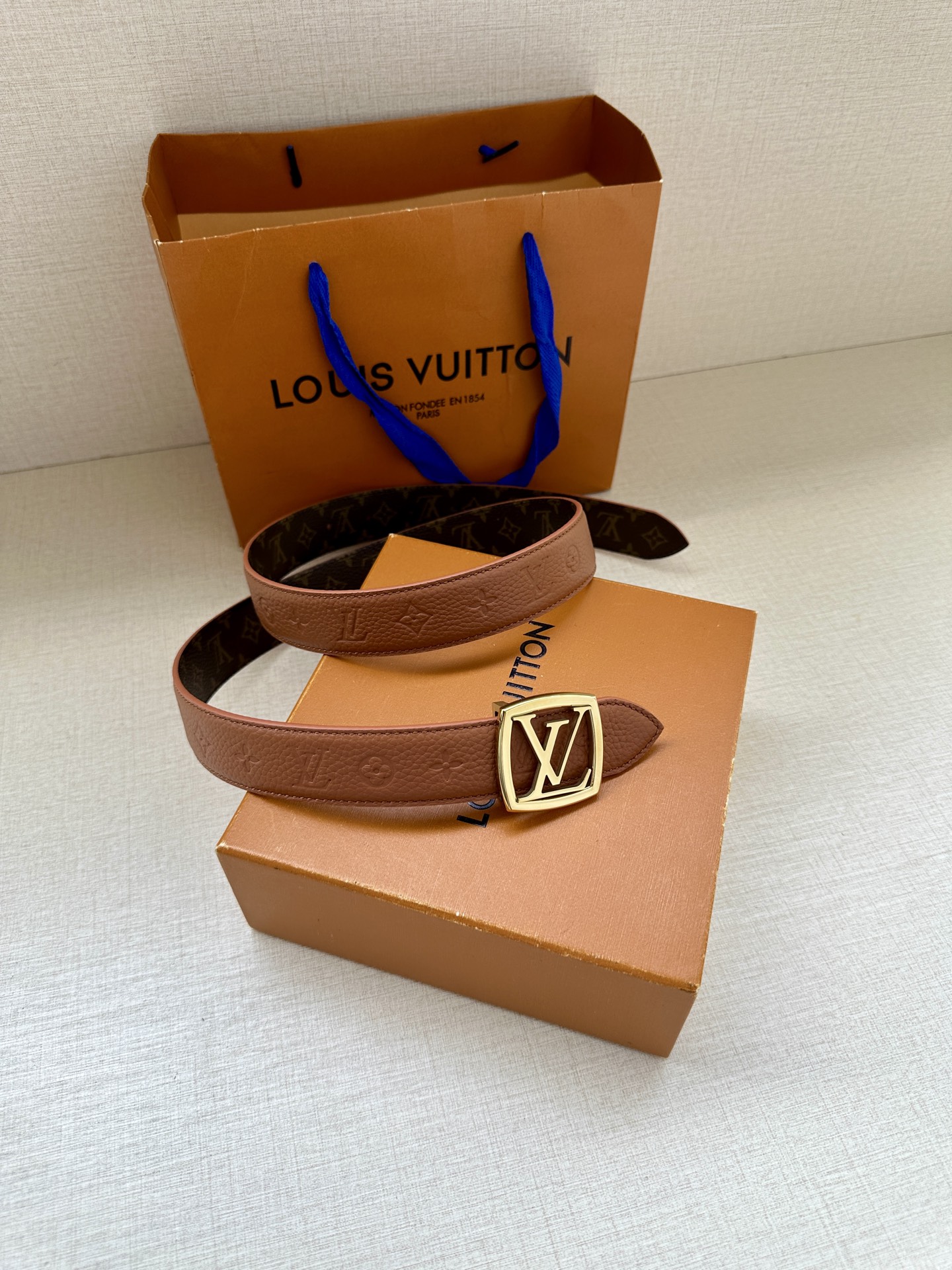 Louis Vuitton Female Basic Belt Cow Leather M-l