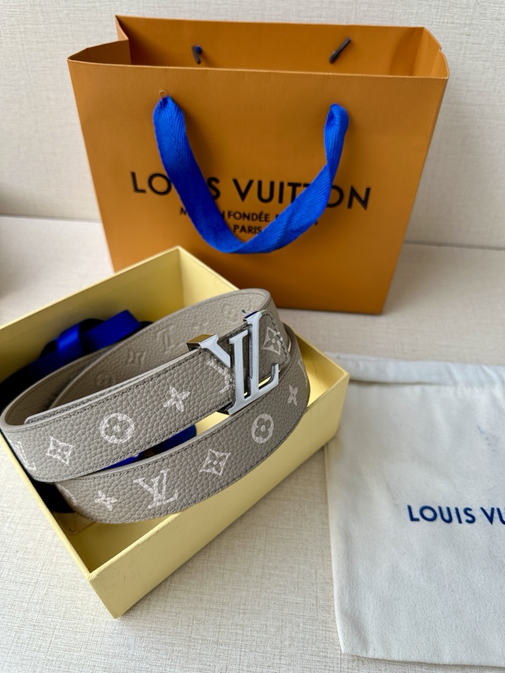 Louis Vuitton Female Basic Belt M-l