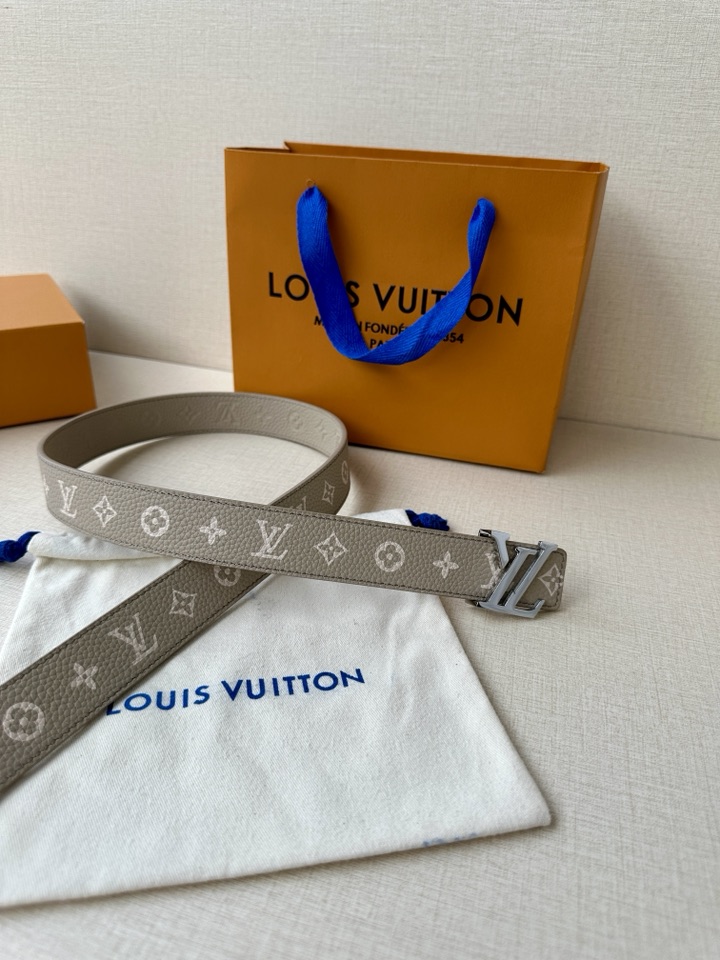 Louis Vuitton Female Basic Belt M-l