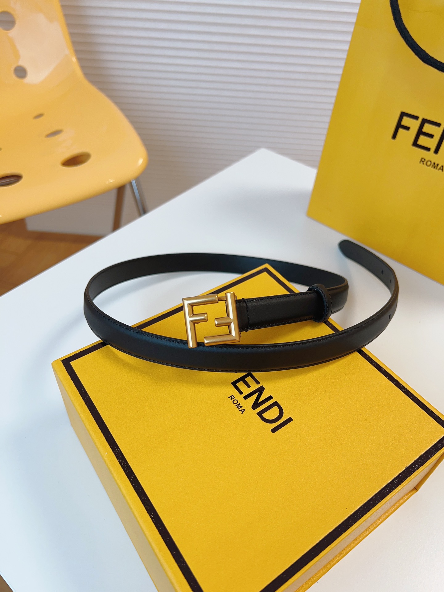 Fendi Female Leather Belt Cow Leather M
