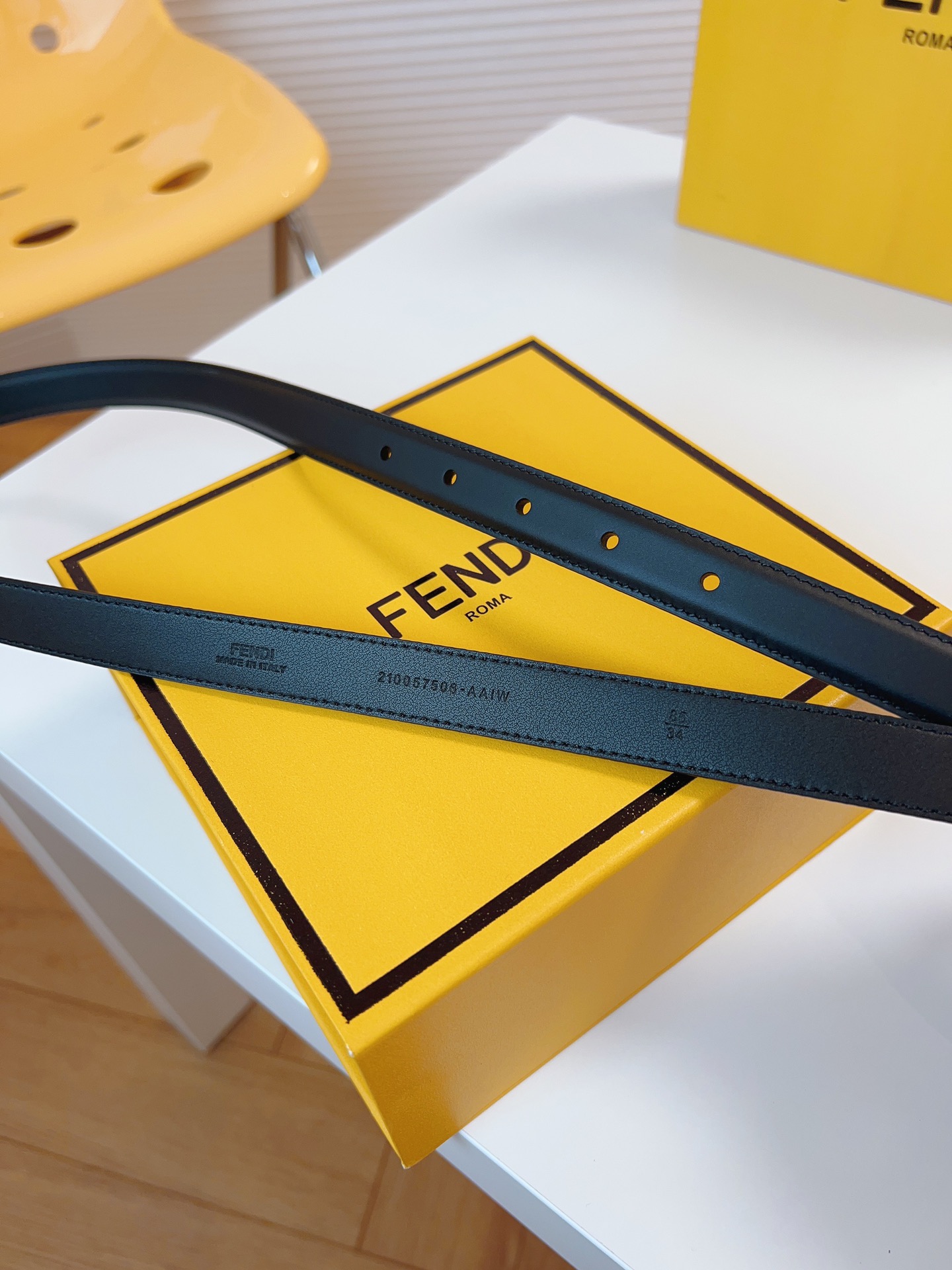 Fendi Female Leather Belt Cow Leather M