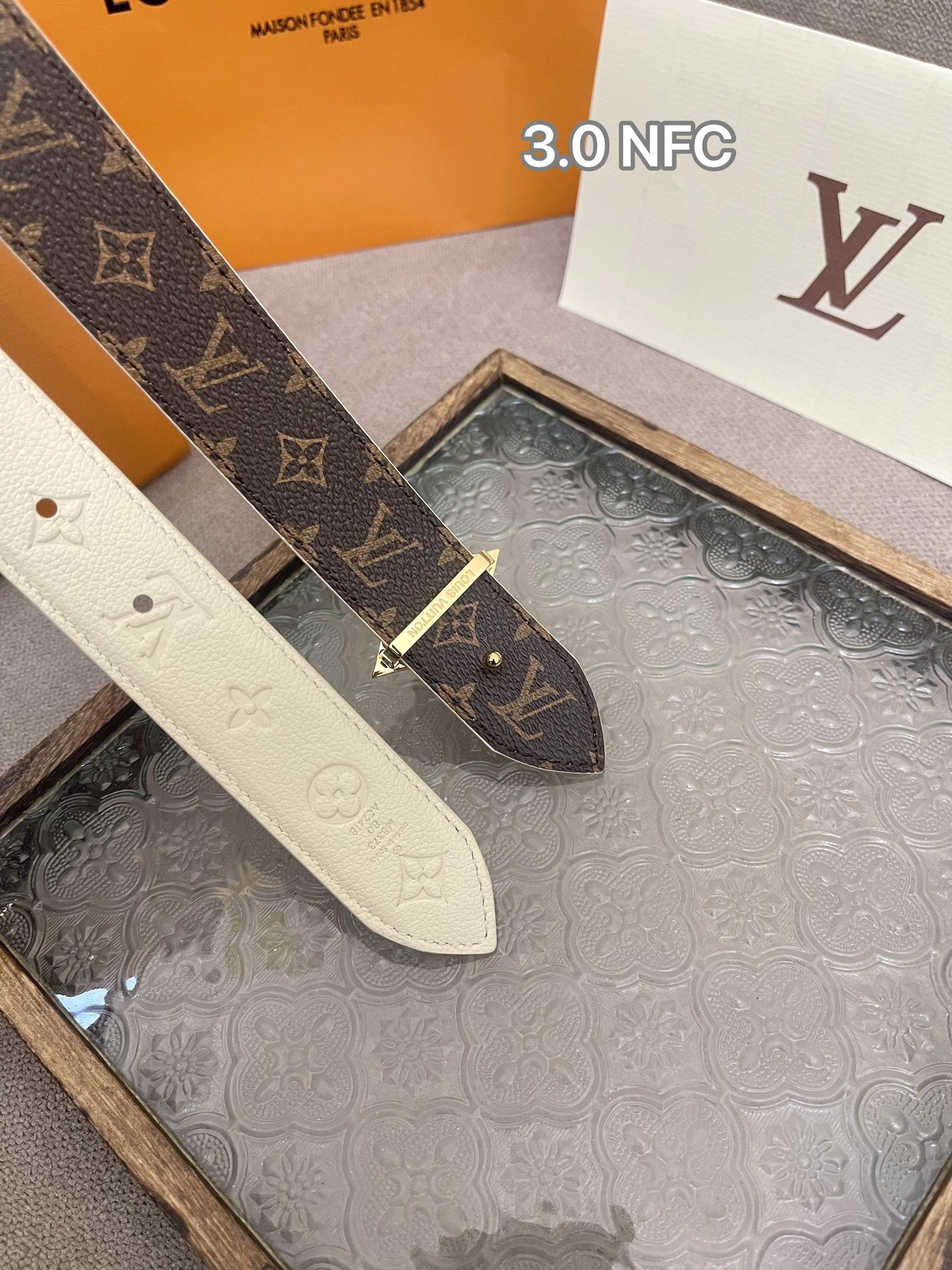 Louis Vuitton Female Basic Belt Cow Leather M-l