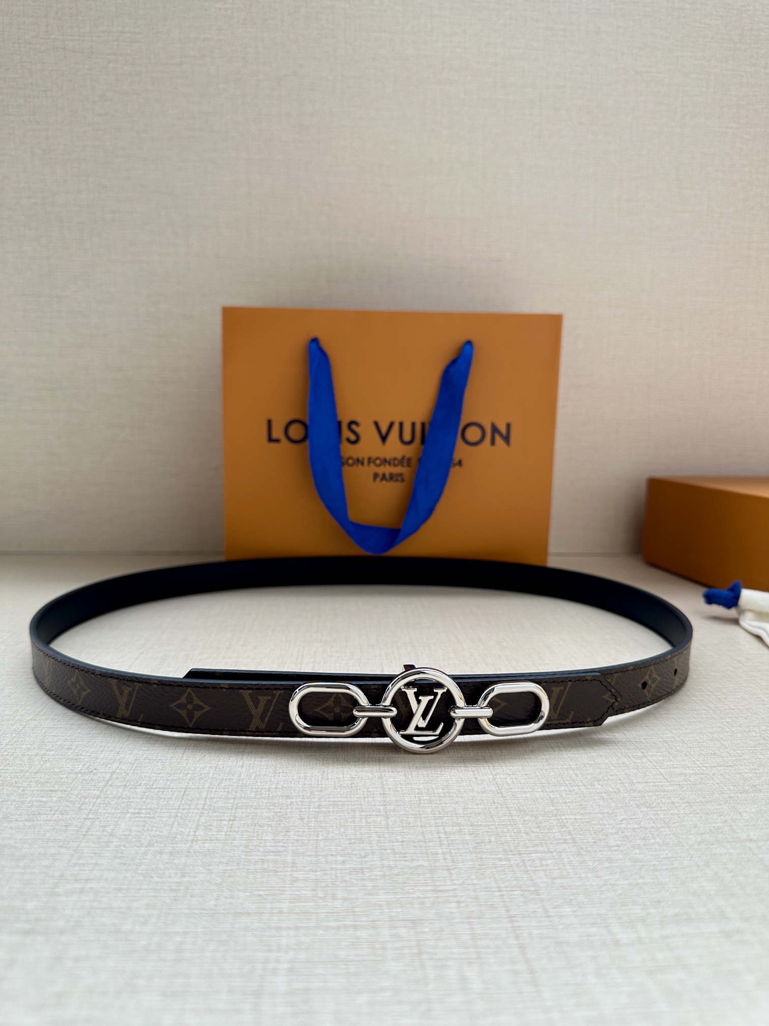 Louis Vuitton Female Basic Belt Cow Leather M-l