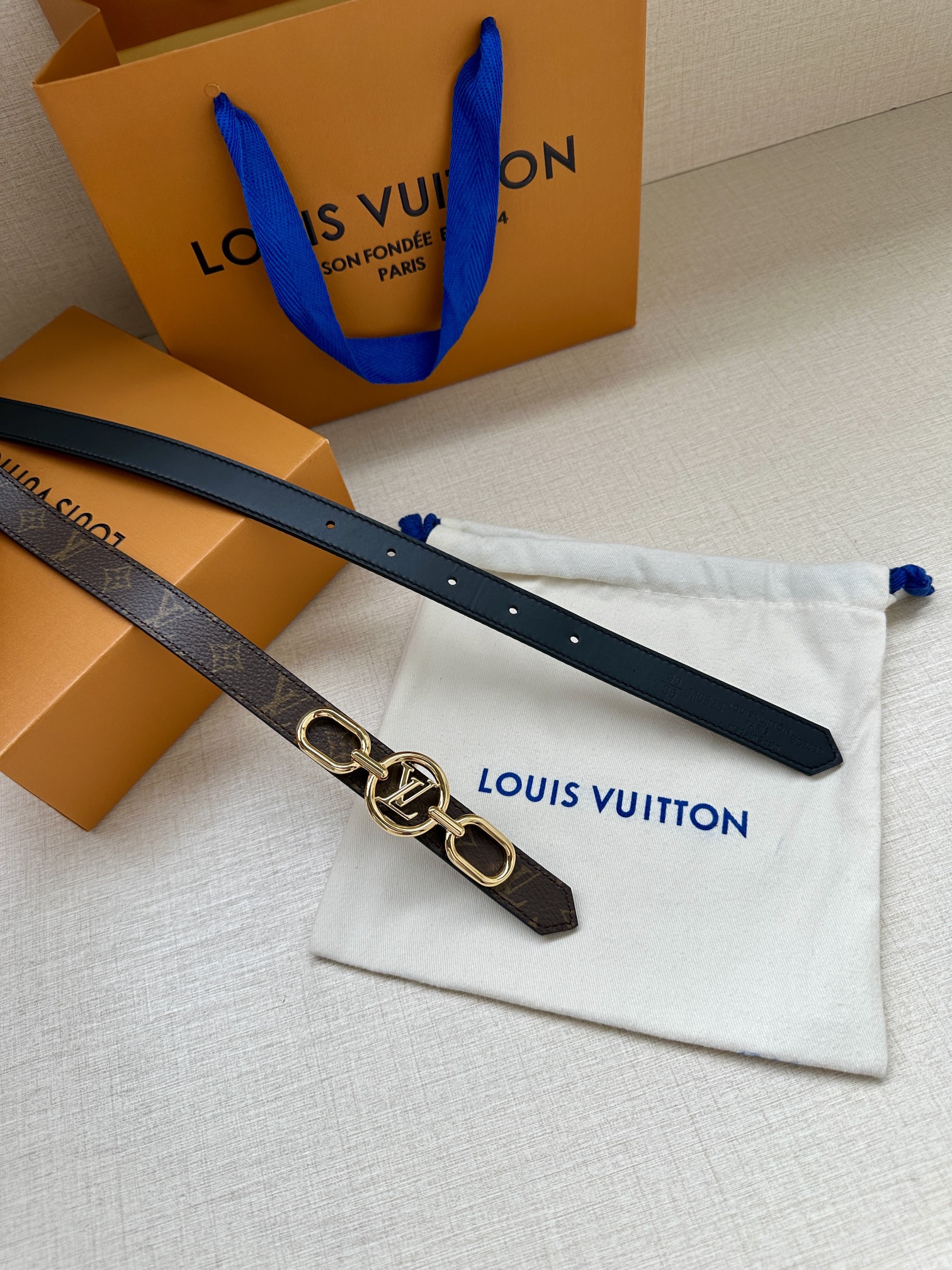 Louis Vuitton Female Basic Belt Cow Leather M-l
