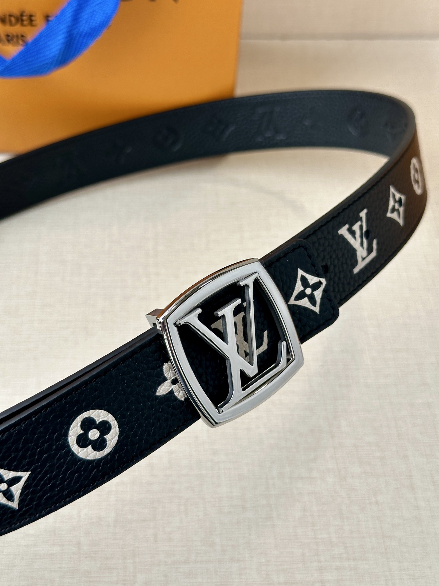 Louis Vuitton Female Basic Belt M-l