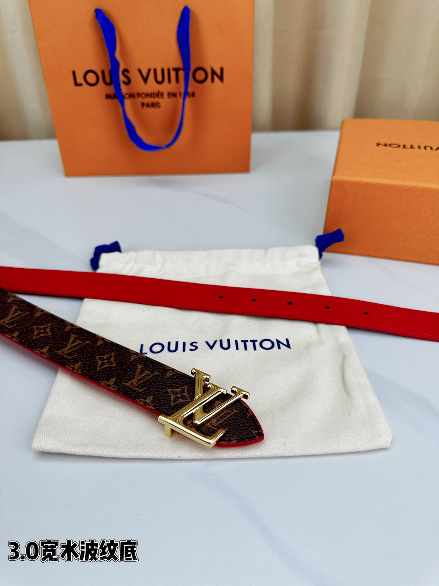 Louis Vuitton Female Leather Belt Red S-m-l