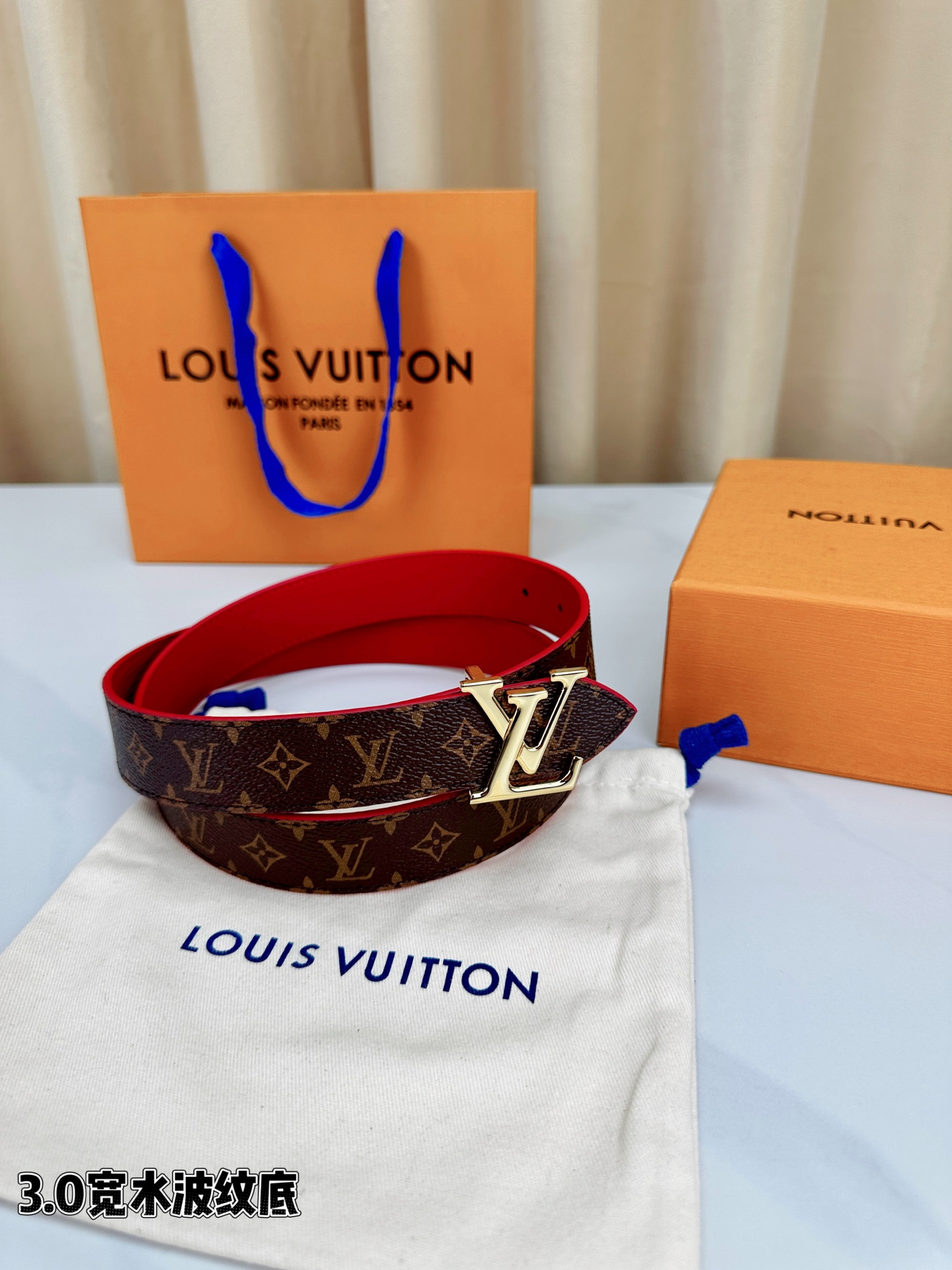 Louis Vuitton Female Leather Belt Red S-m-l