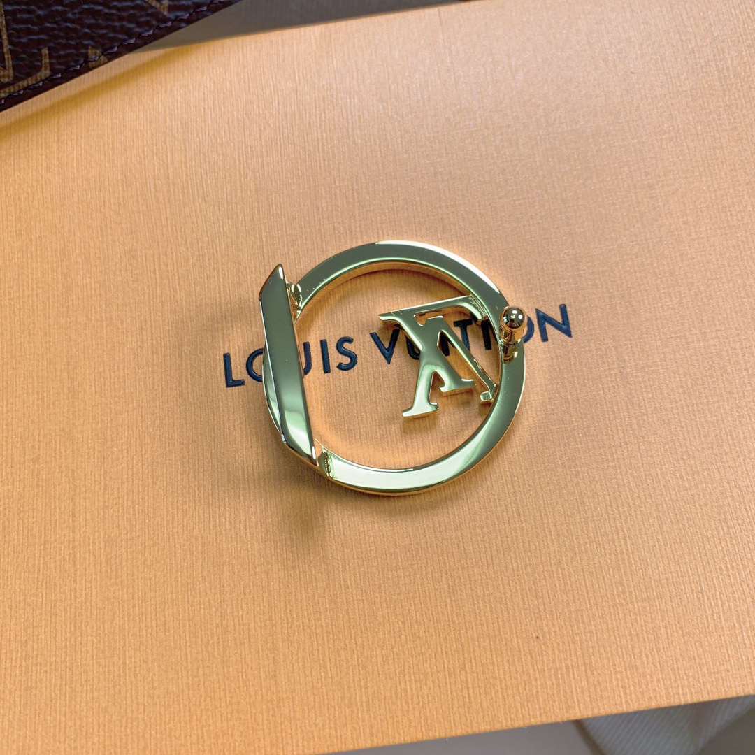 Louis Vuitton Female Leather Belt Top Grain Leather M-l