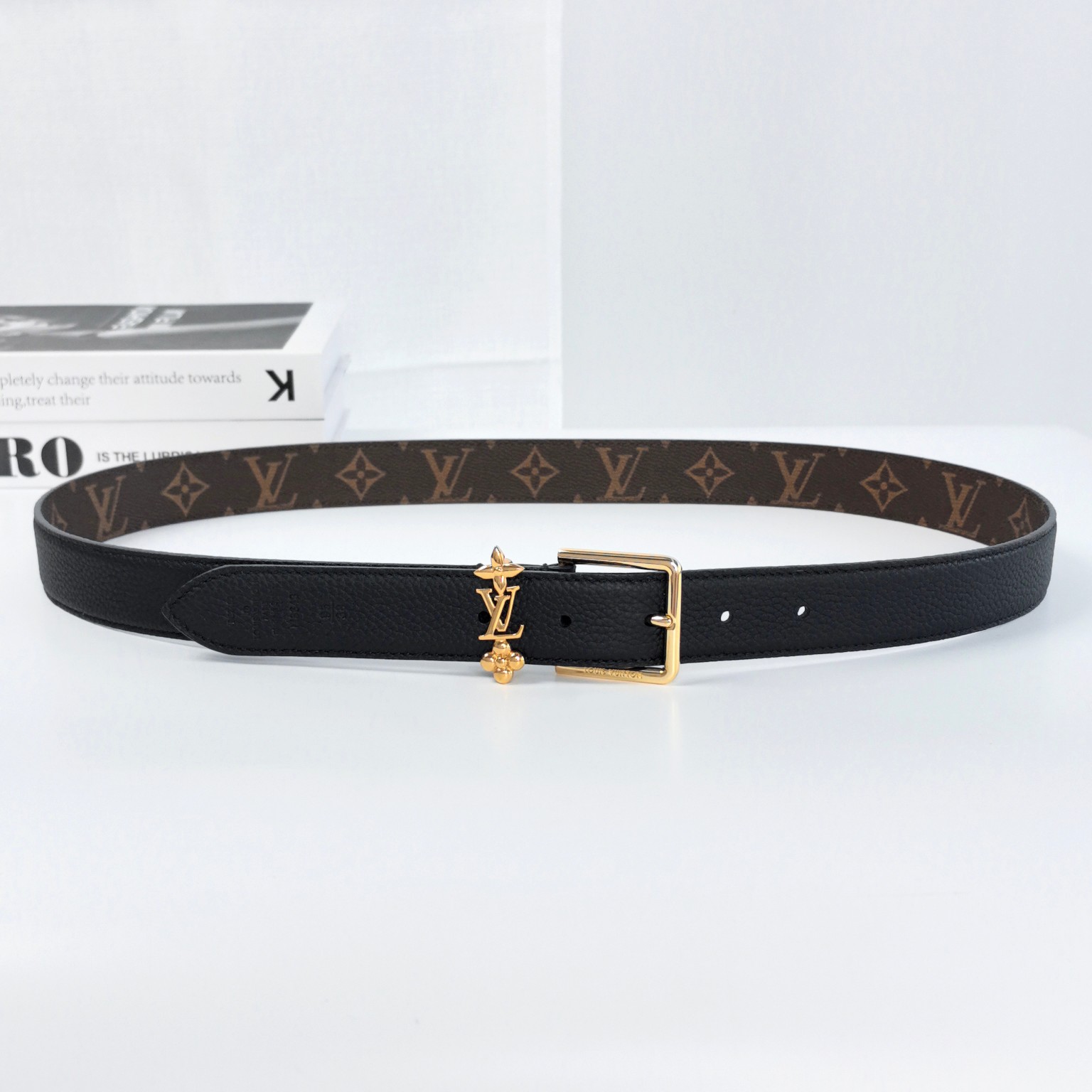 Louis Vuitton Female Basic Belt M-l