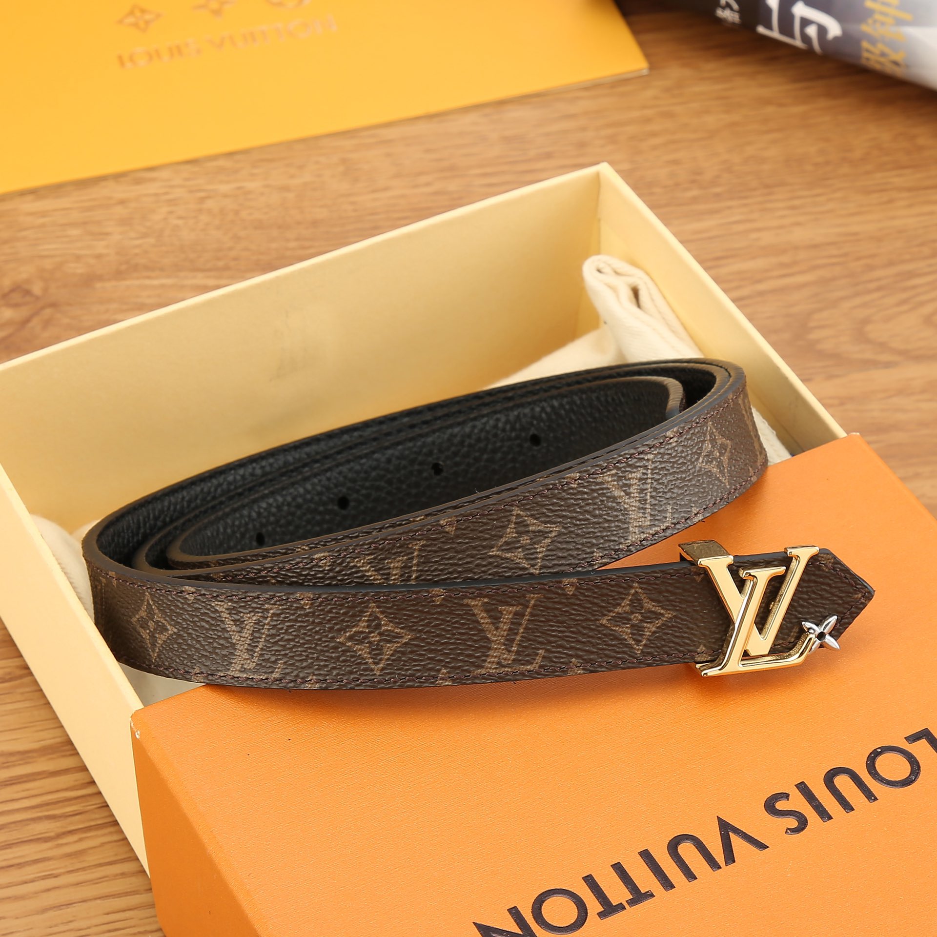 Louis Vuitton Female Basic Belt Cow Leather S-m-l