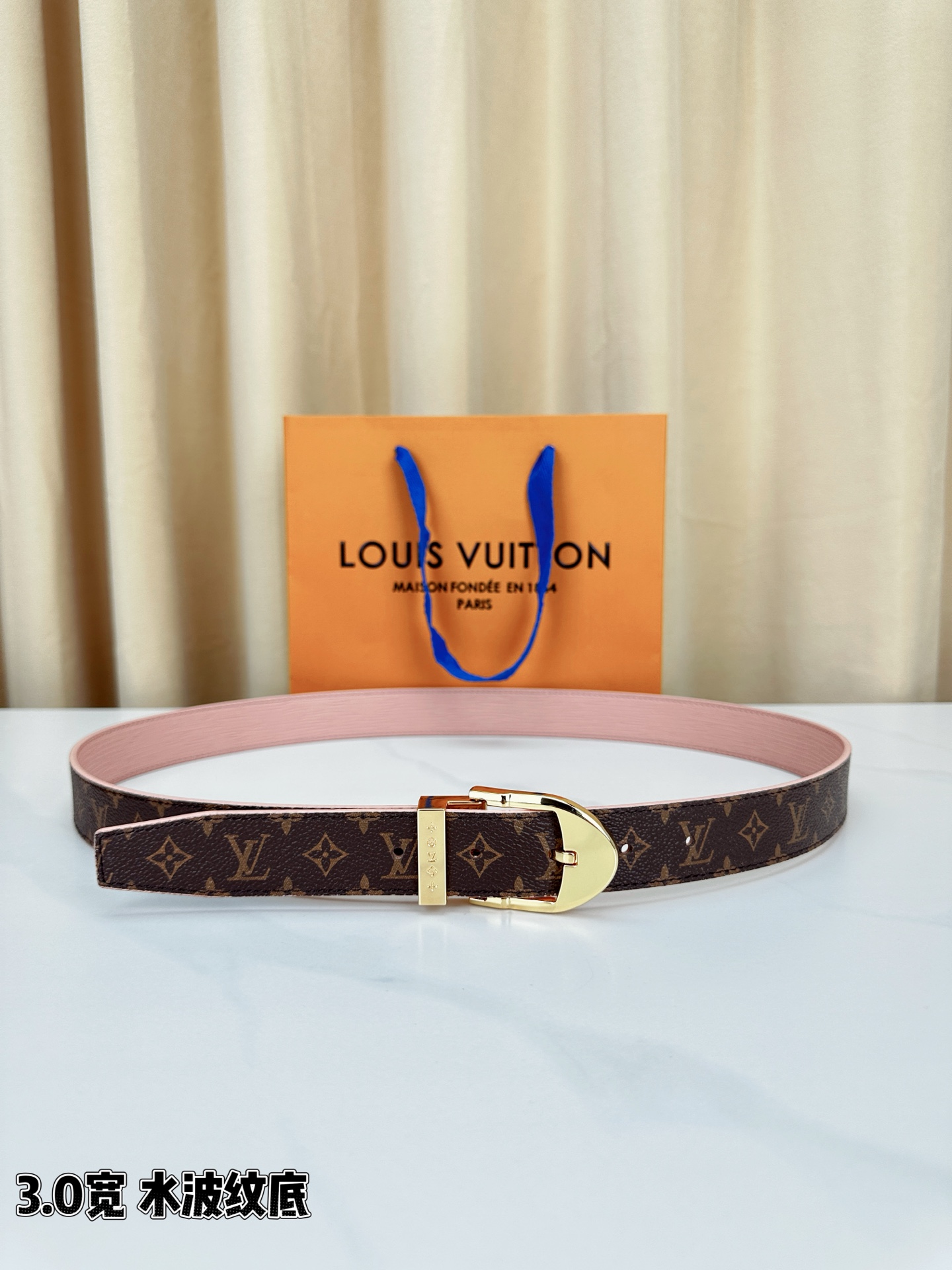 Louis Vuitton Female Leather Belt Wide Width L