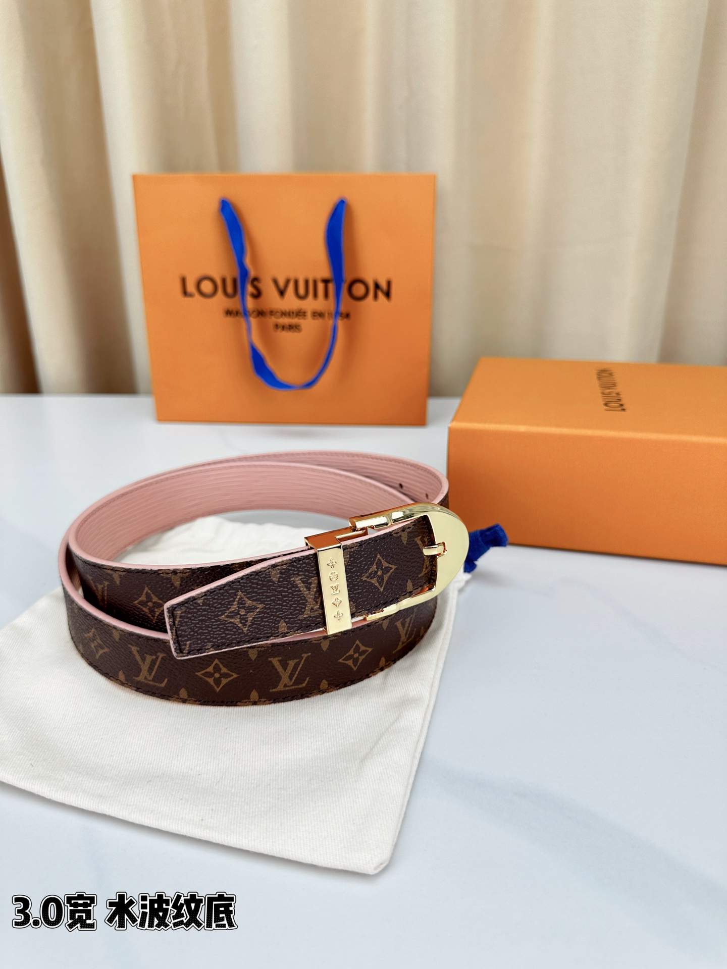 Louis Vuitton Female Leather Belt Wide Width L