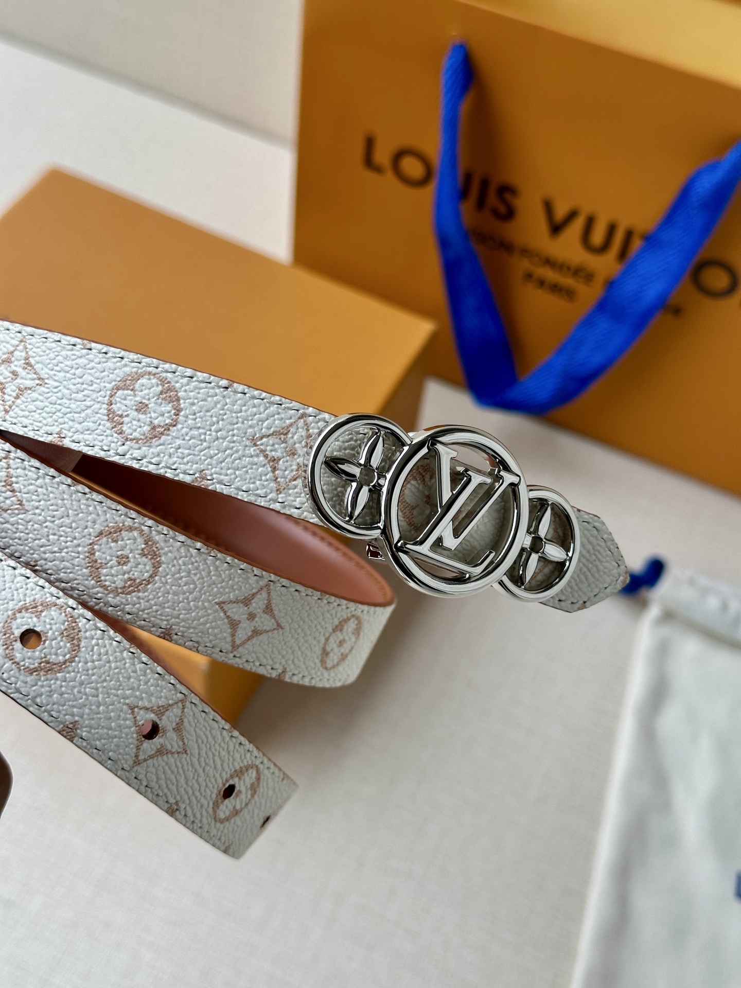 Louis Vuitton Female Basic Belt M-l