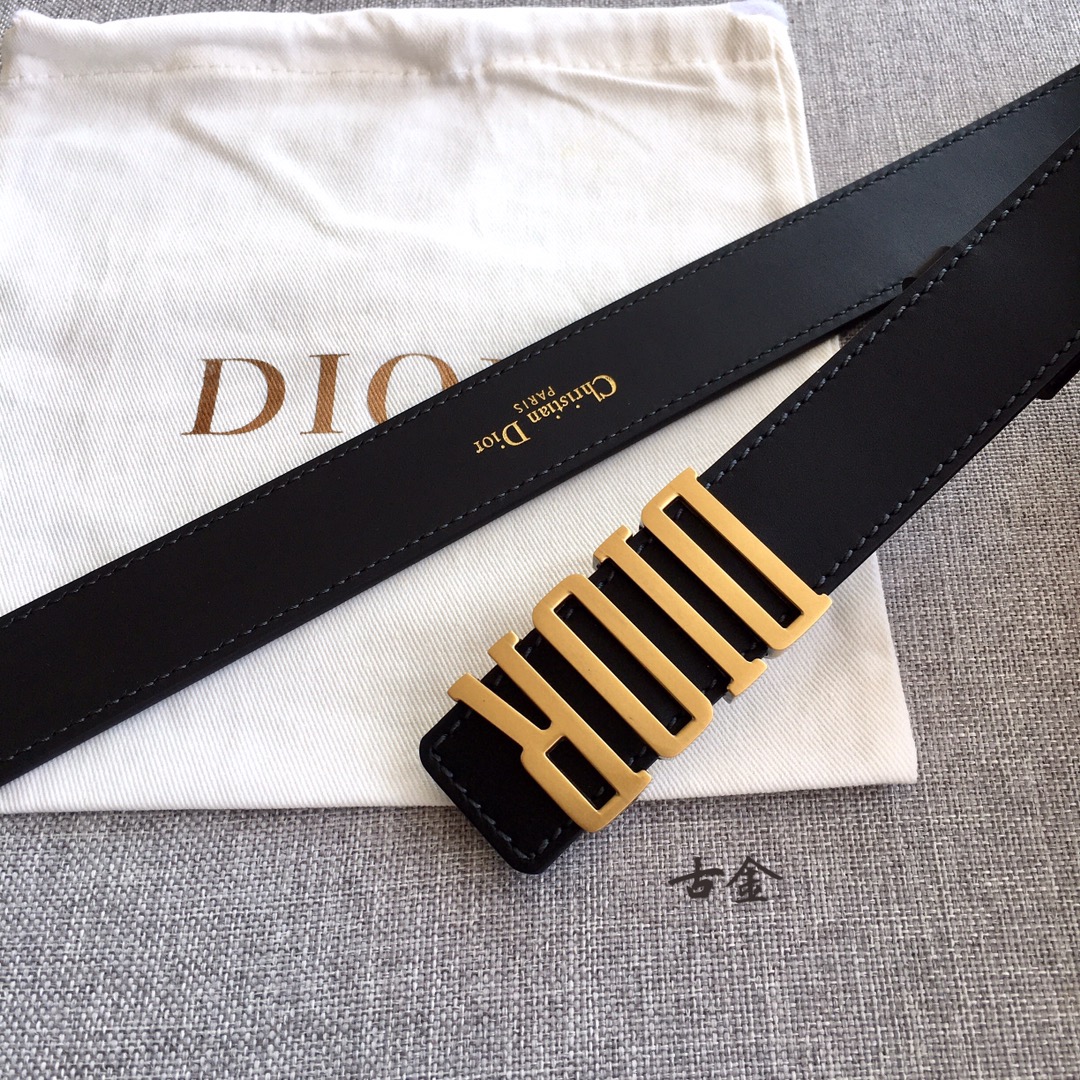 Dior Female Basic Belt M