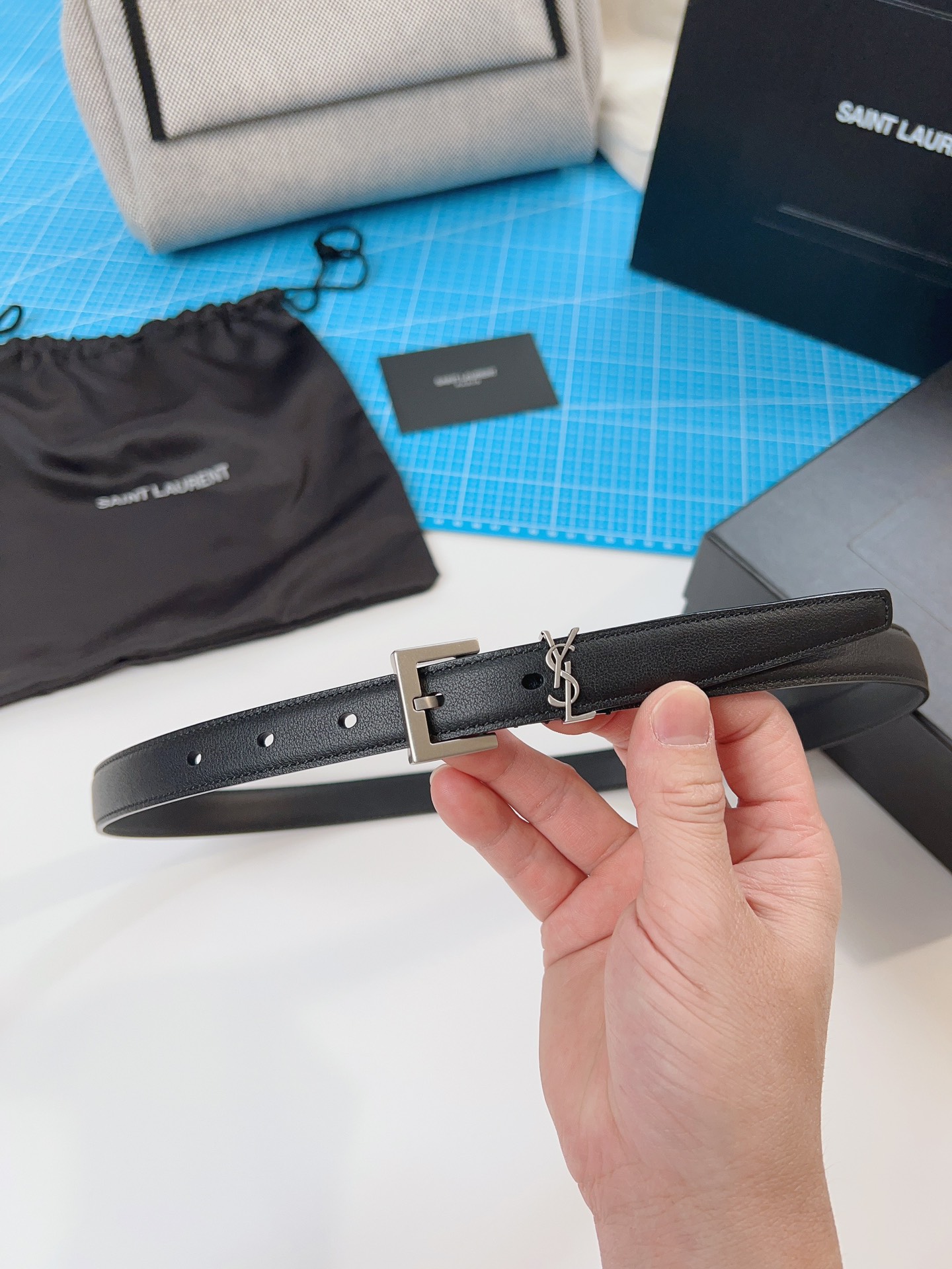 Saint Laurent Female Basic Belt Cow Leather