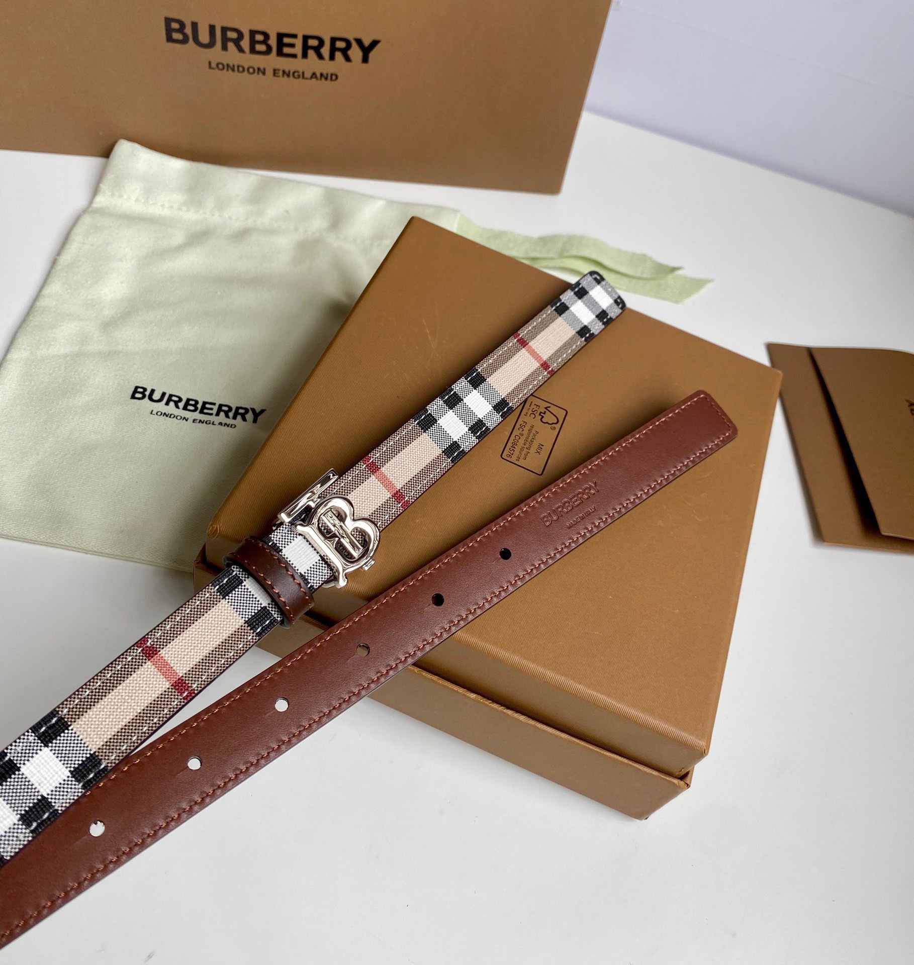 Burberry Female Basic Belt M