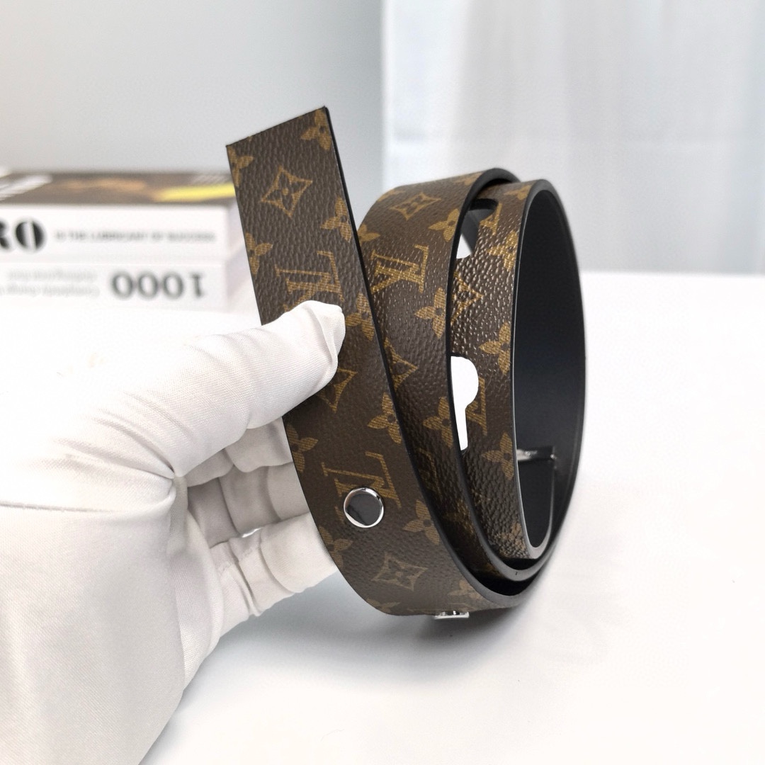 Louis Vuitton Female Basic Belt Cow Leather Silver S-l