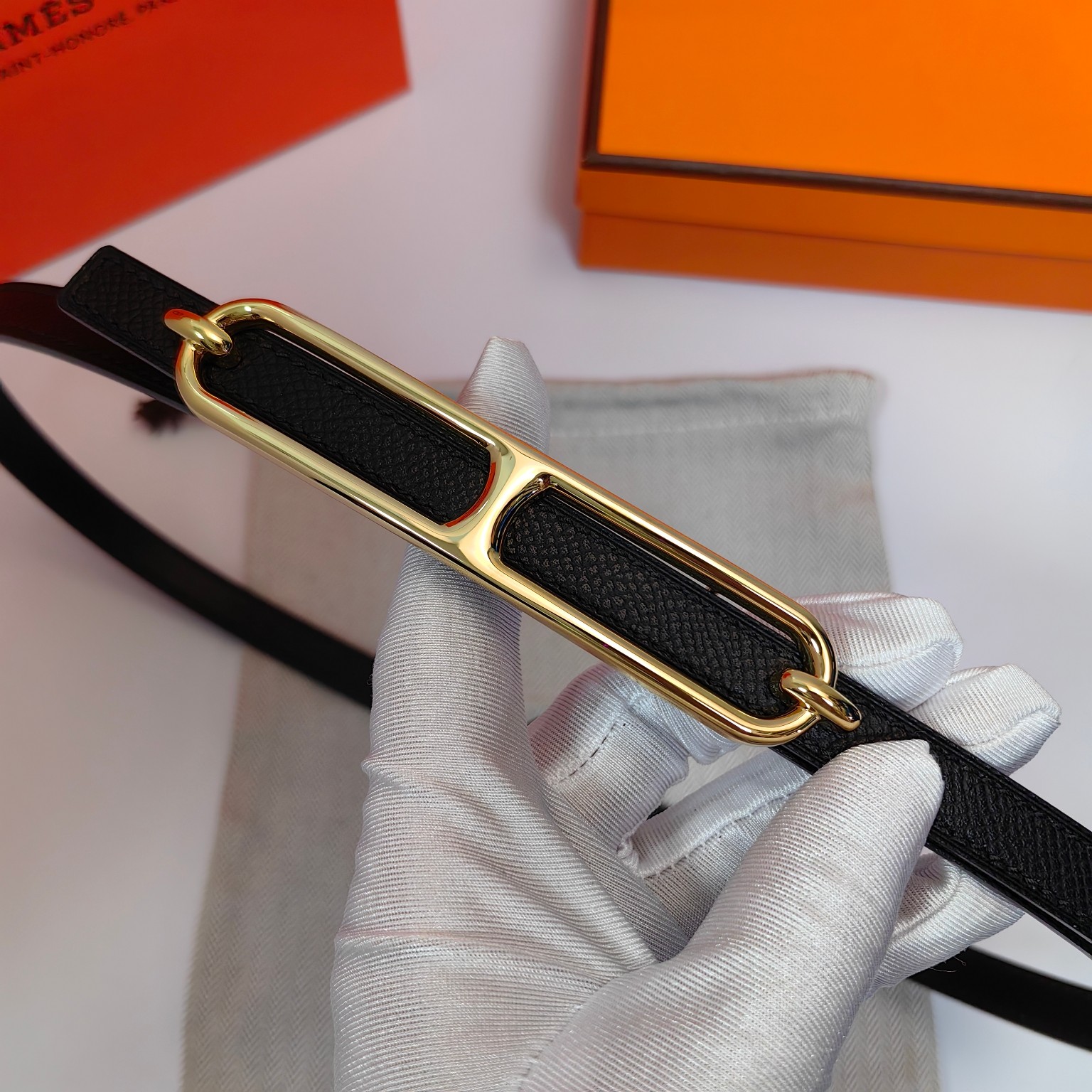 Hermès Female Basic Belt Cow Leather M