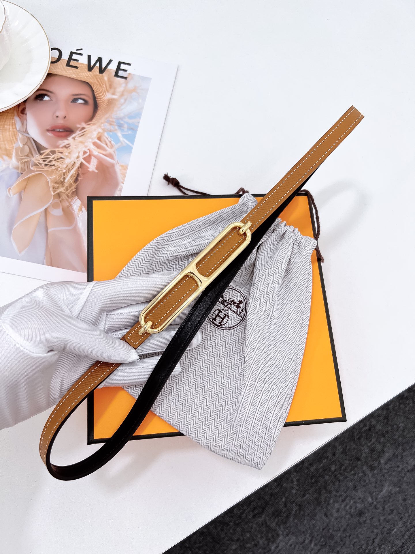 Hermès Female Basic Belt Cow Leather Silver M