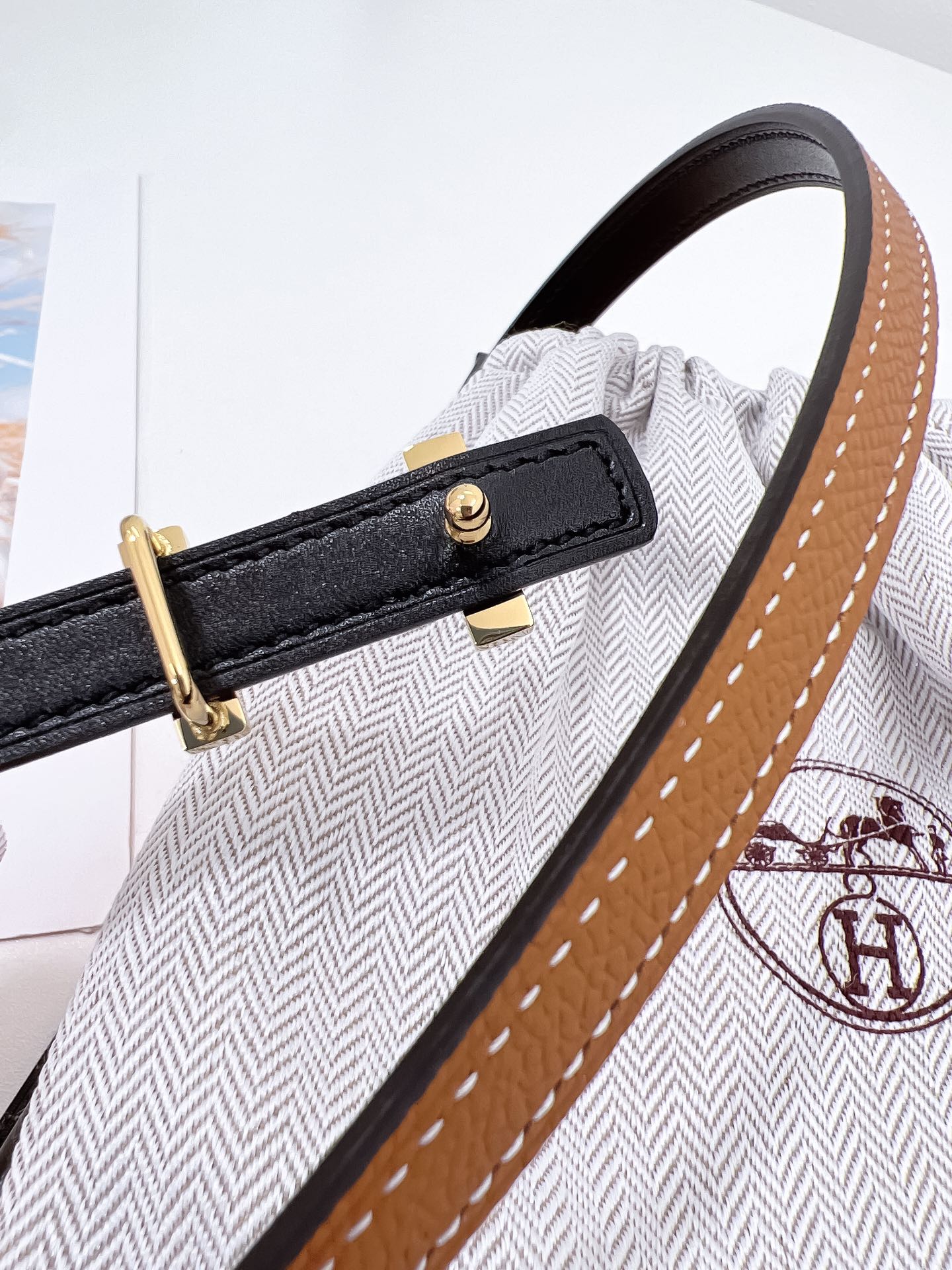 Hermès Female Basic Belt Cow Leather Silver M