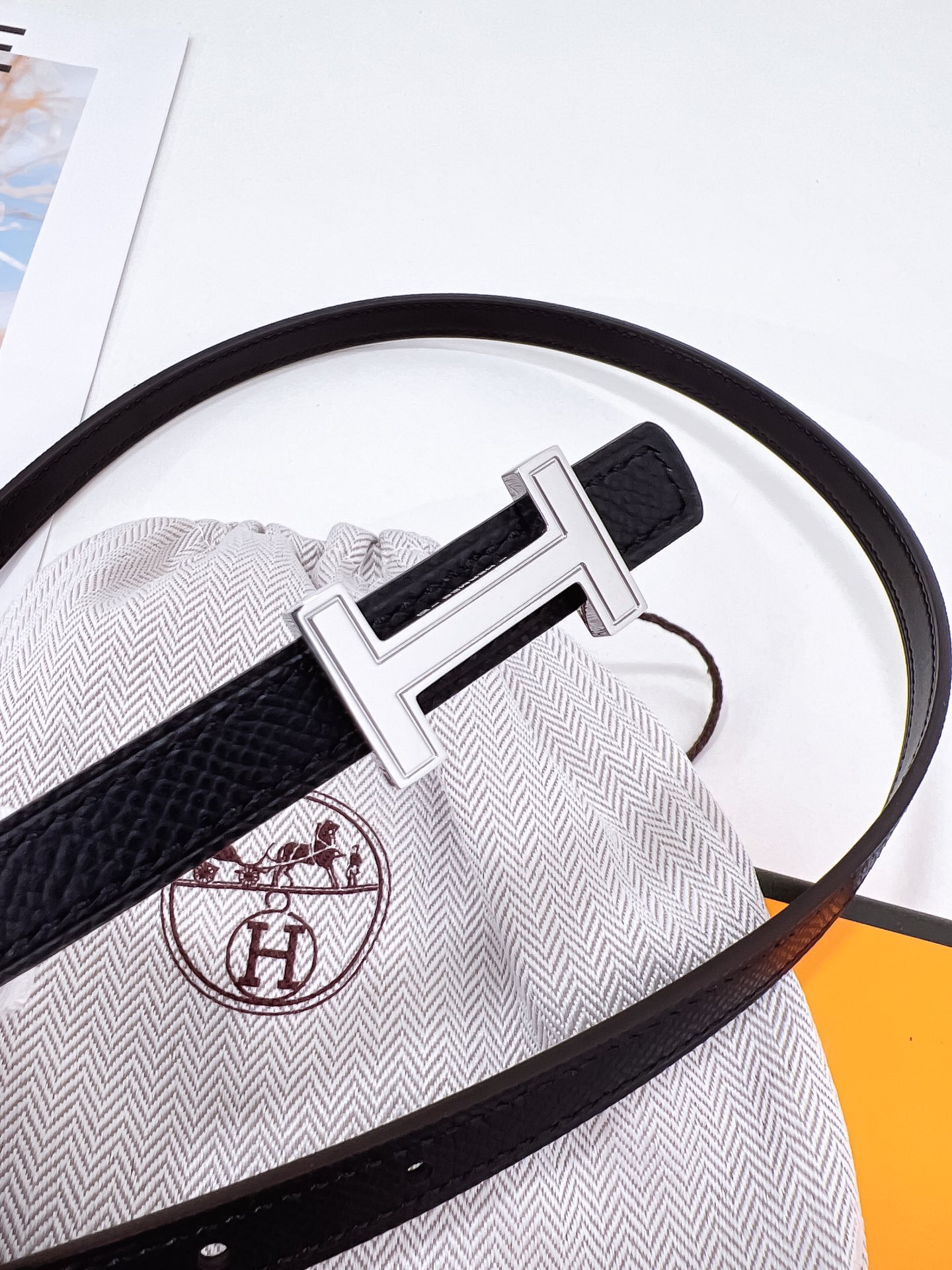 Hermès Female Basic Belt Cow Leather Silver M