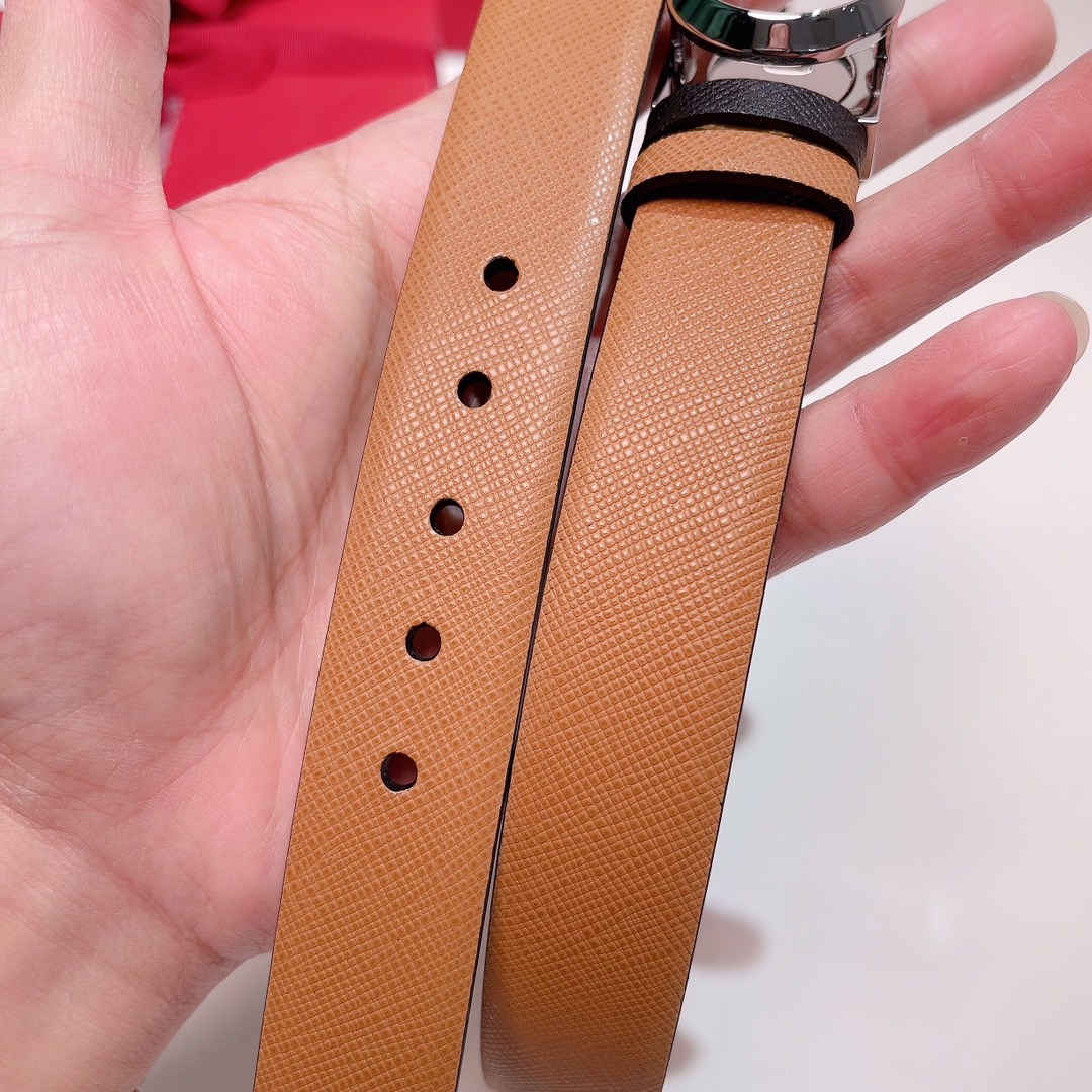 Salvatore Ferragamo Female Leather Belt Top Grain Leather M