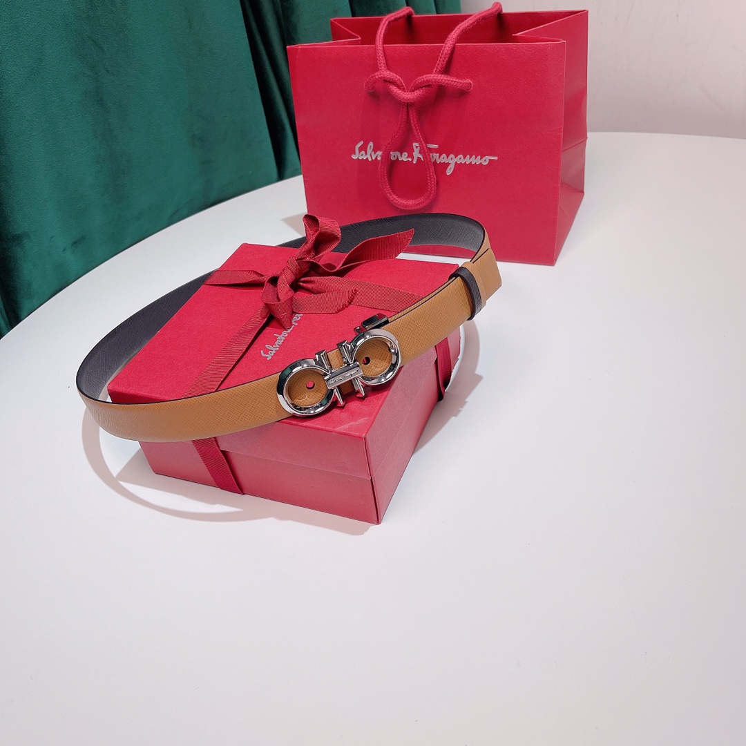 Salvatore Ferragamo Female Leather Belt Top Grain Leather M