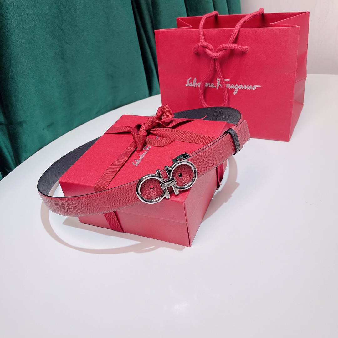 Salvatore Ferragamo Female Leather Belt Top Grain Leather M