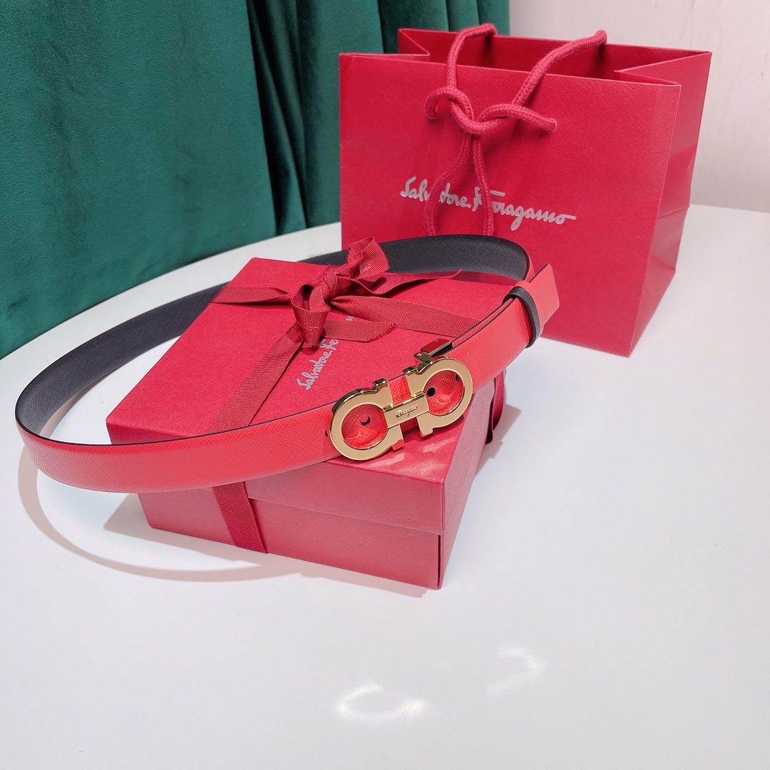 Salvatore Ferragamo Female Leather Belt Top Grain Leather M